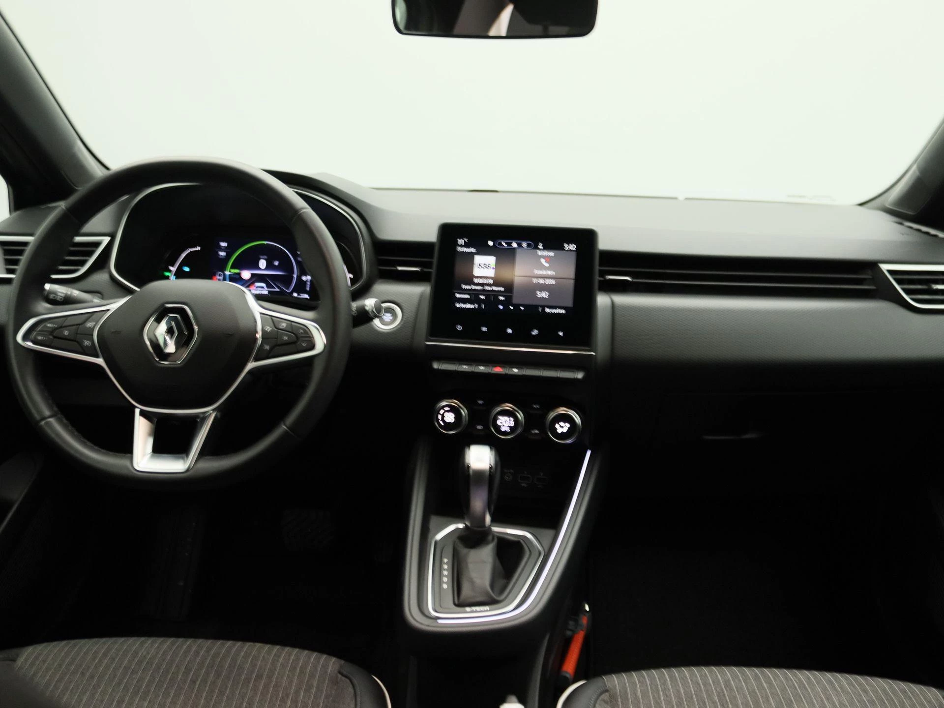 Renault-Clio-image-6