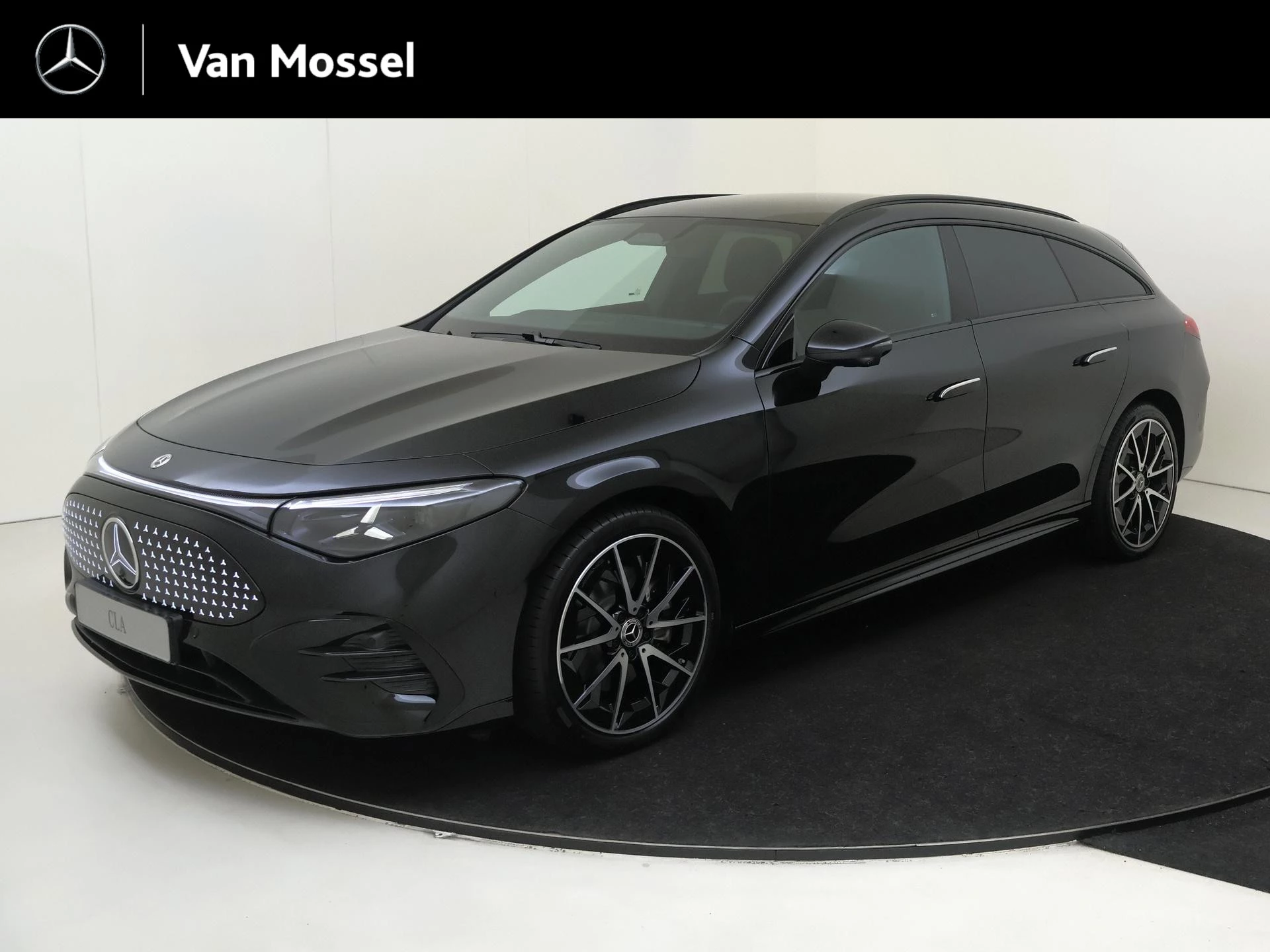 Mercedes-Benz-CLA-image-0