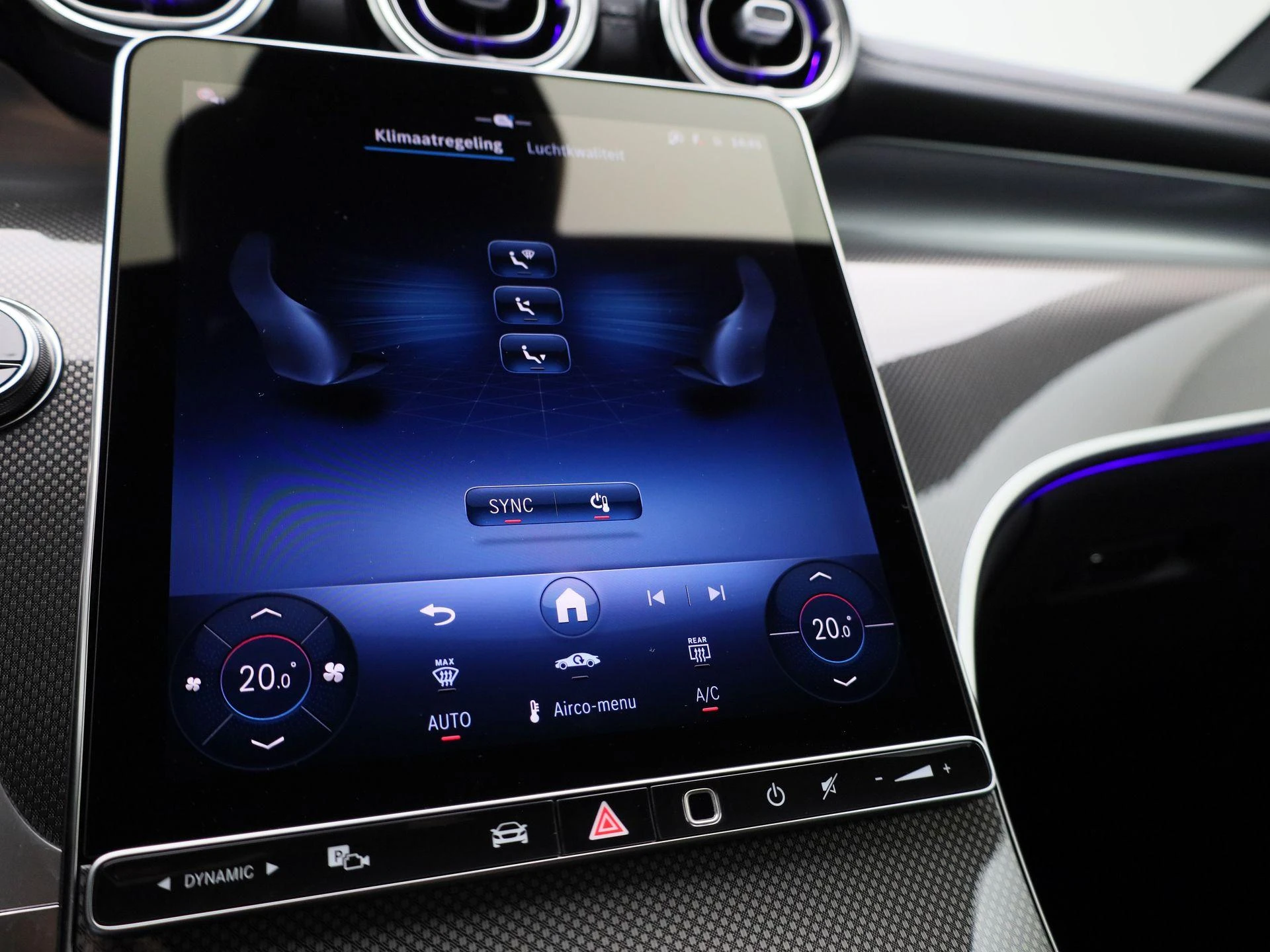 Mercedes-Benz-GLC-image-22