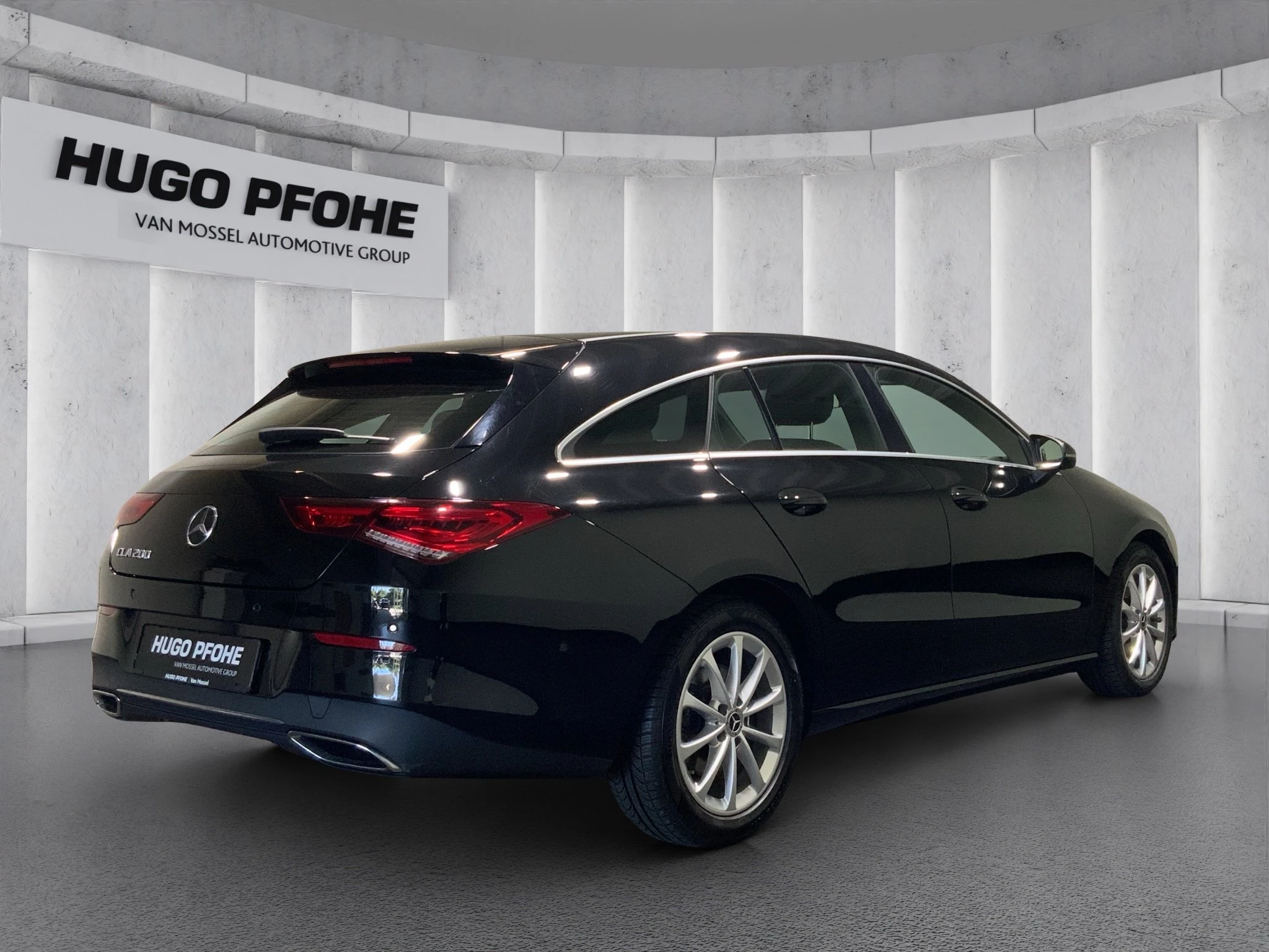 Mercedes-Benz-CLA-image-4