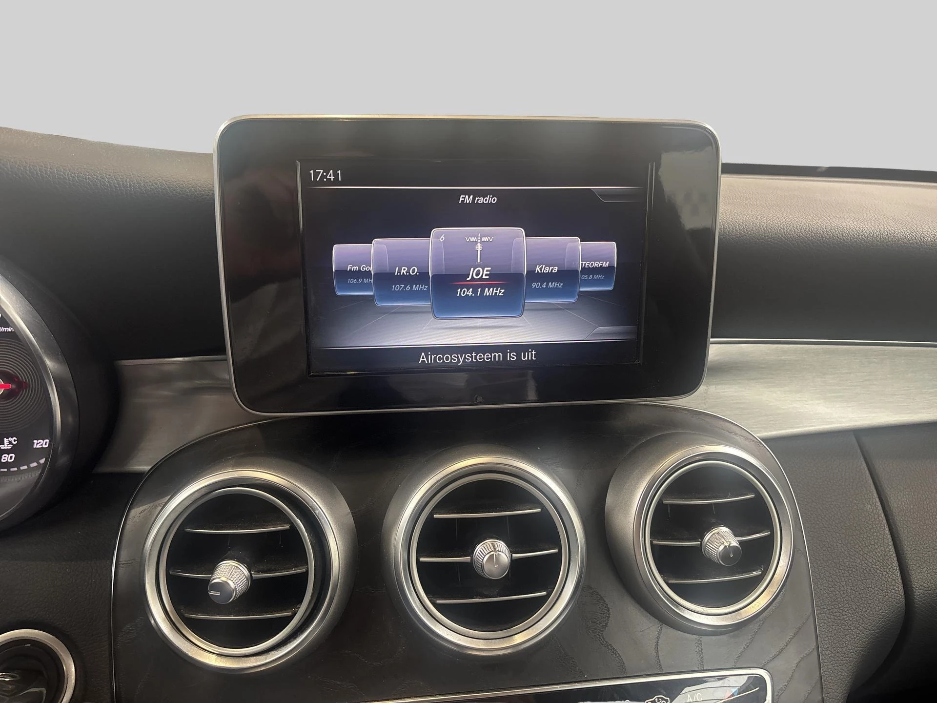 Mercedes-Benz C-Klasse 220d Cabriolet + AMG LINE + LEDER + CAMERA +