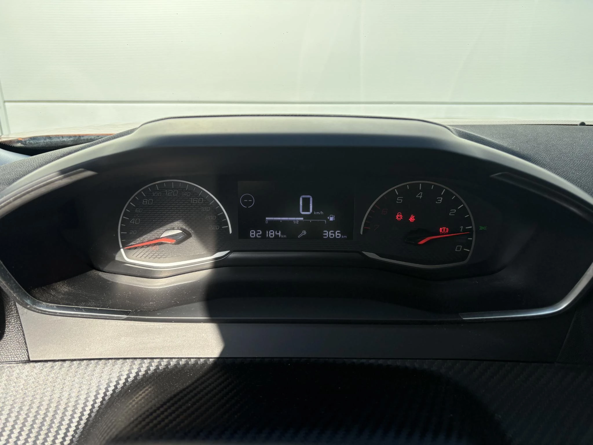 Peugeot-2008-image-20