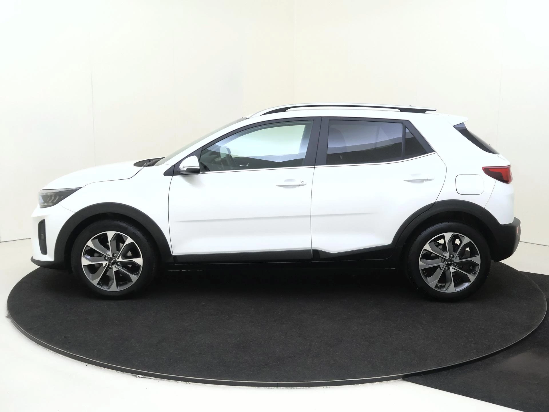 Kia-Stonic-image-7