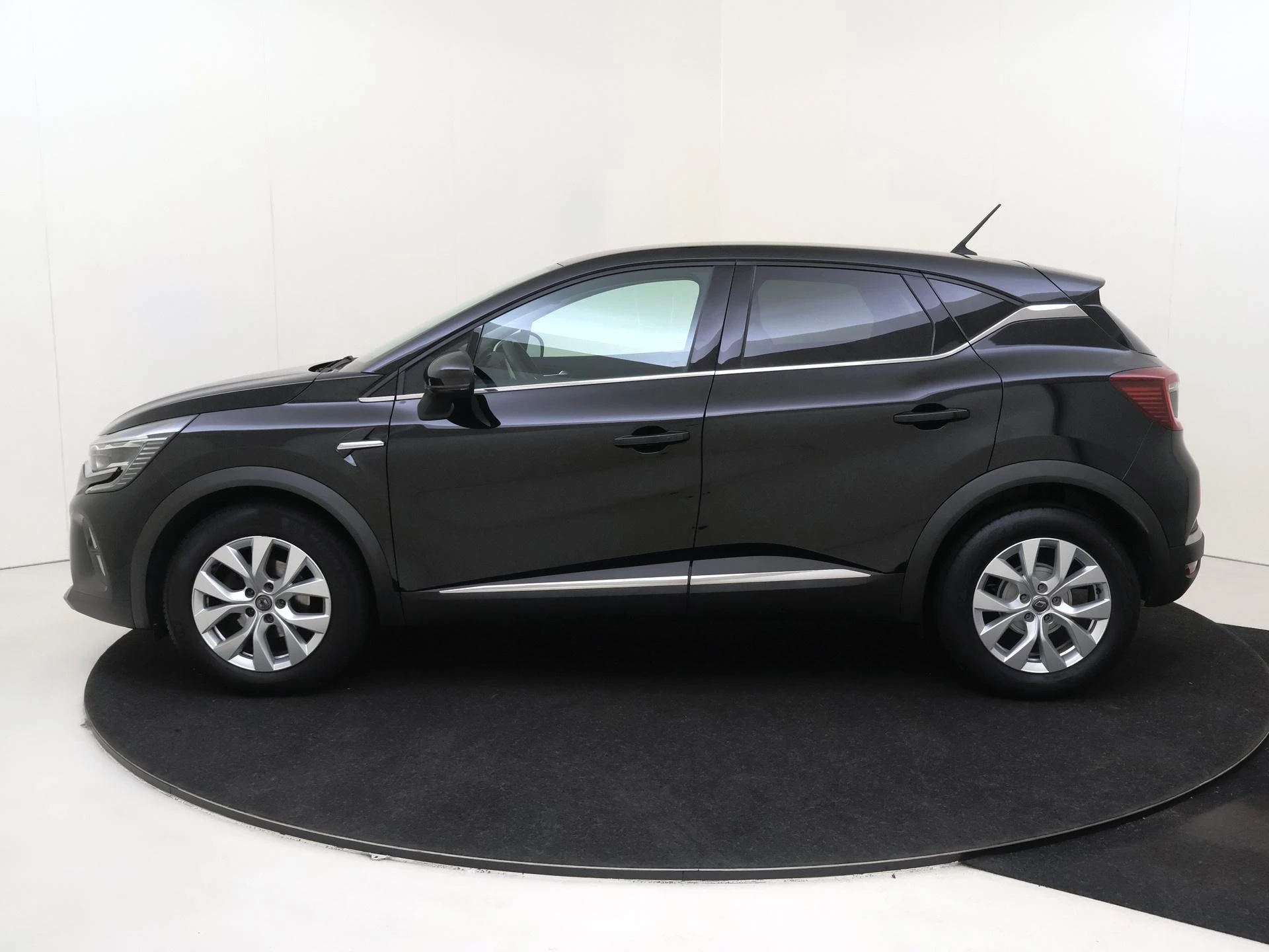 Renault-Captur-image-7