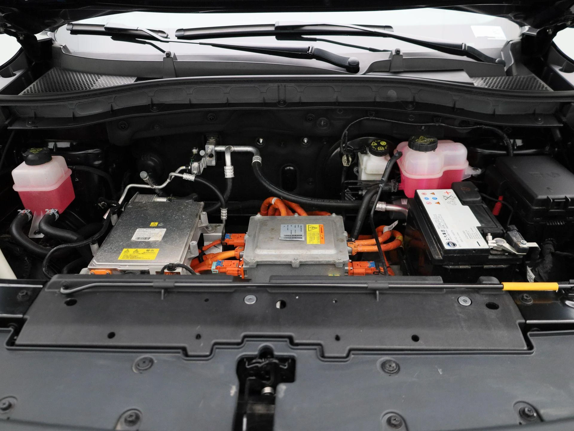 MG-ZS-image-32