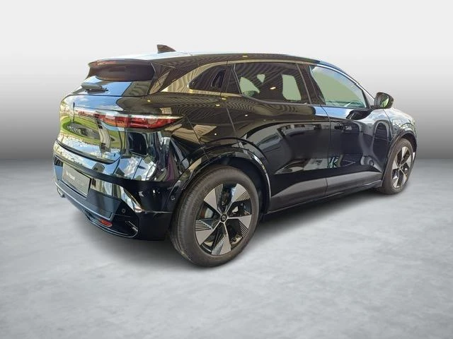 Renault-Megane E-Tech-image-6