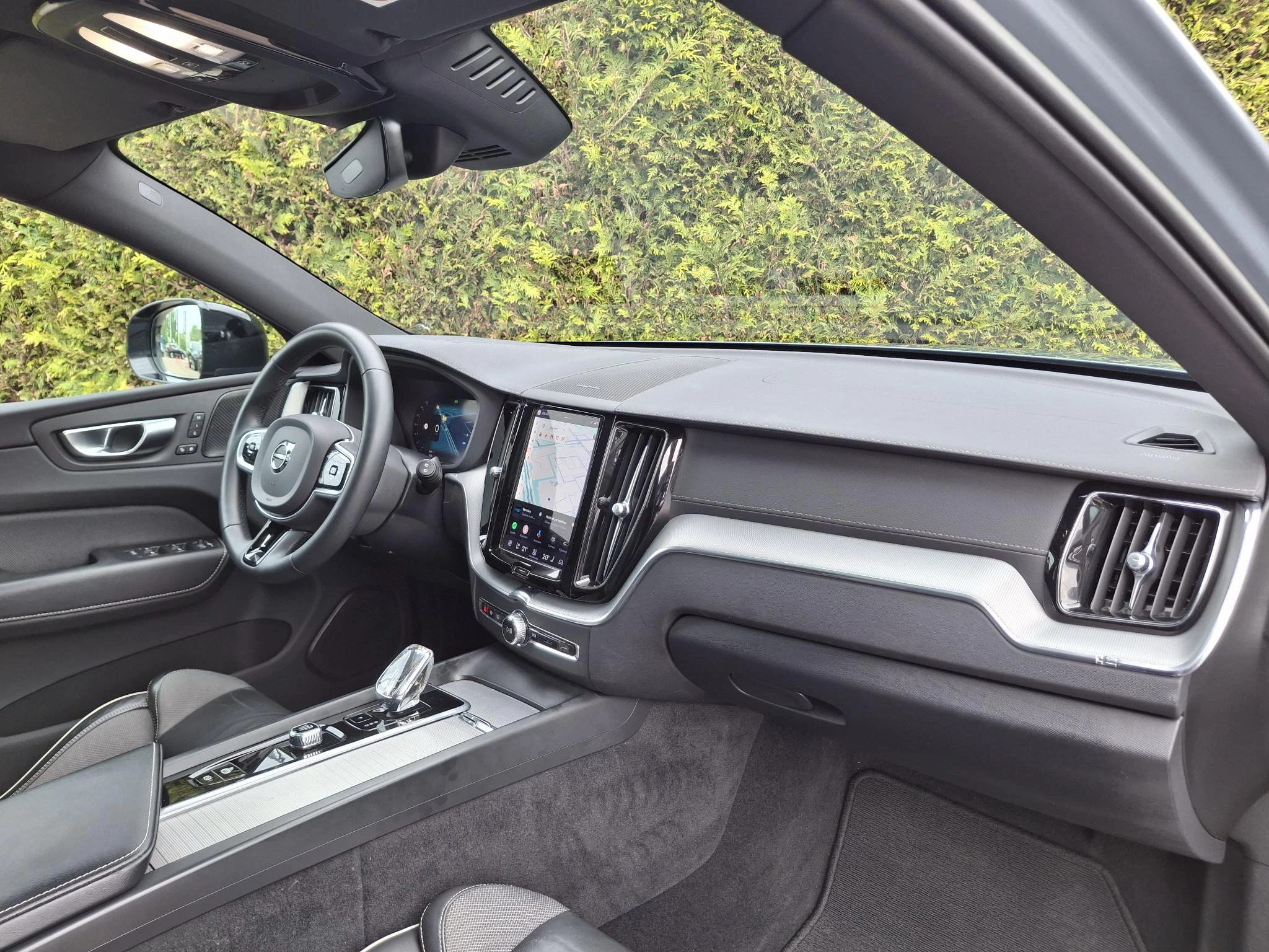 Volvo XC60 T8 Plug-in hybrid AWD Ultimate Dark