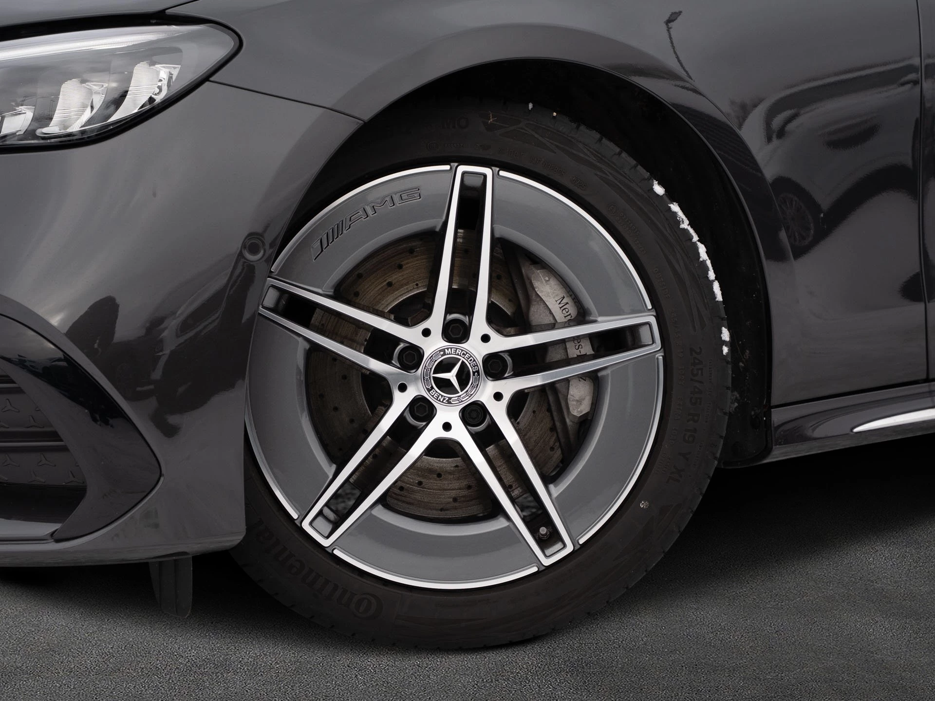 Mercedes-Benz E-Klasse 220 d AMG Line Advanced AHK*AMB.BELEUT*WINT.PKT