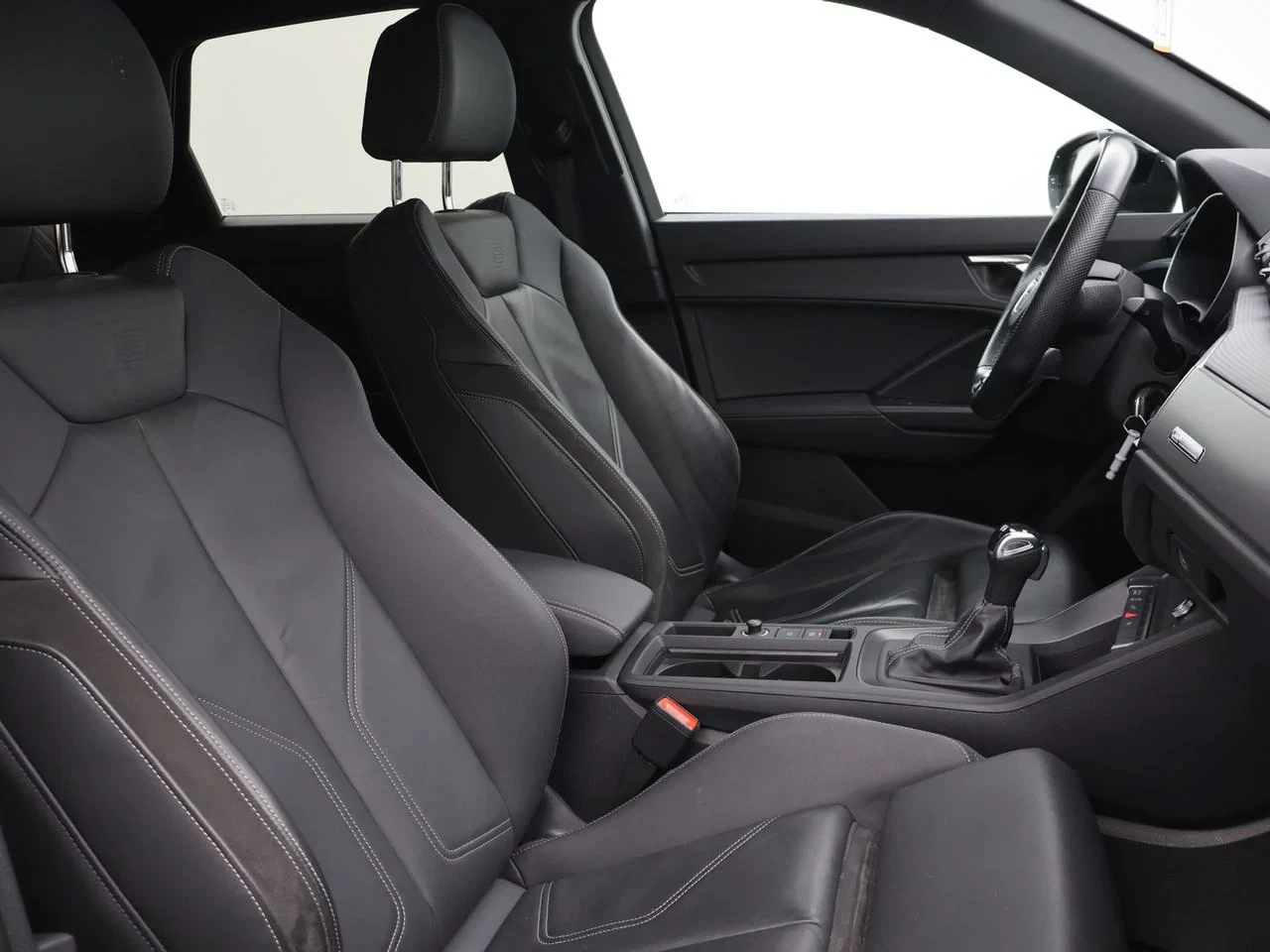 Audi-Q3-image-11