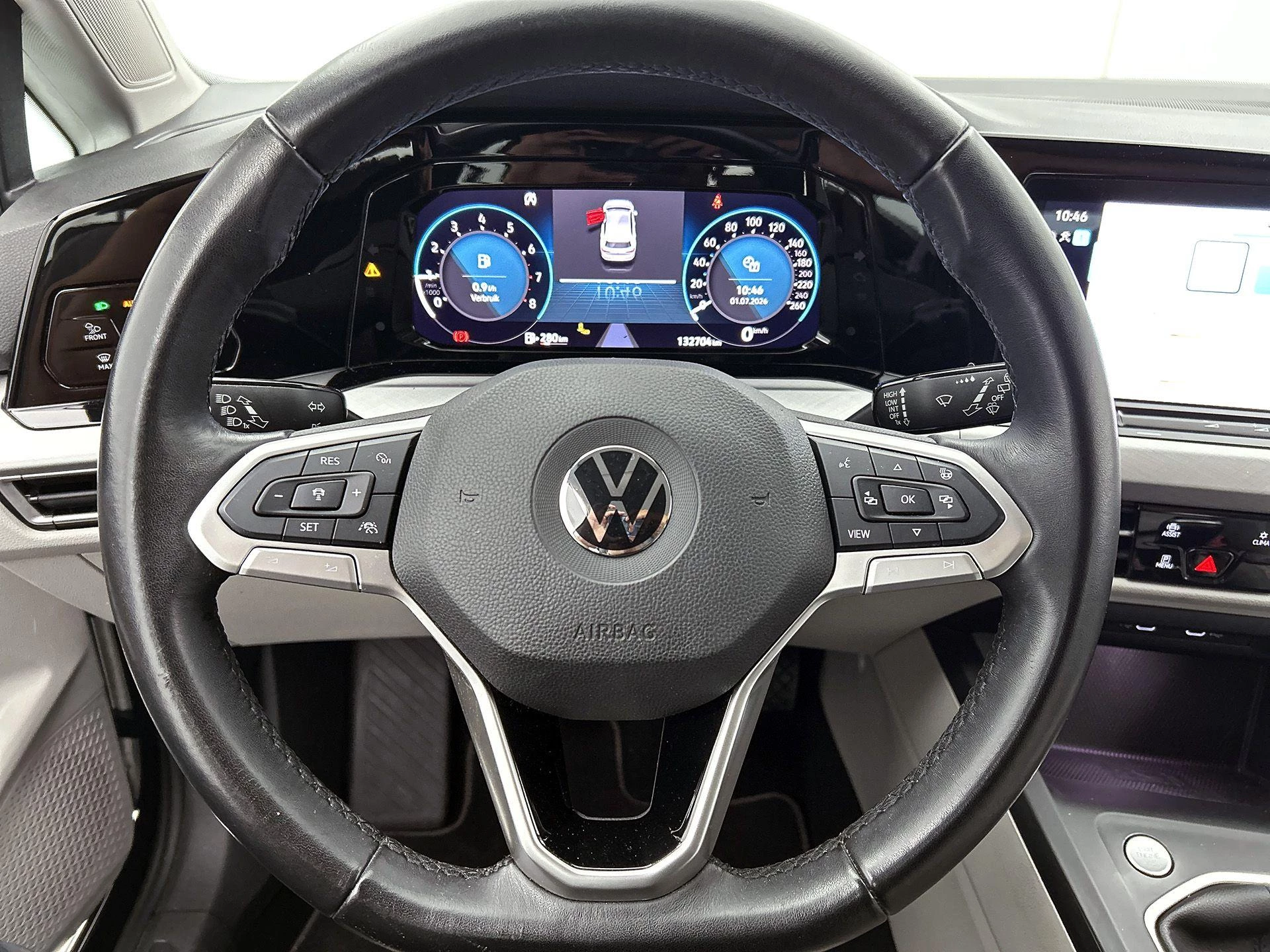 Volkswagen Golf 1.0 TSI Life Business