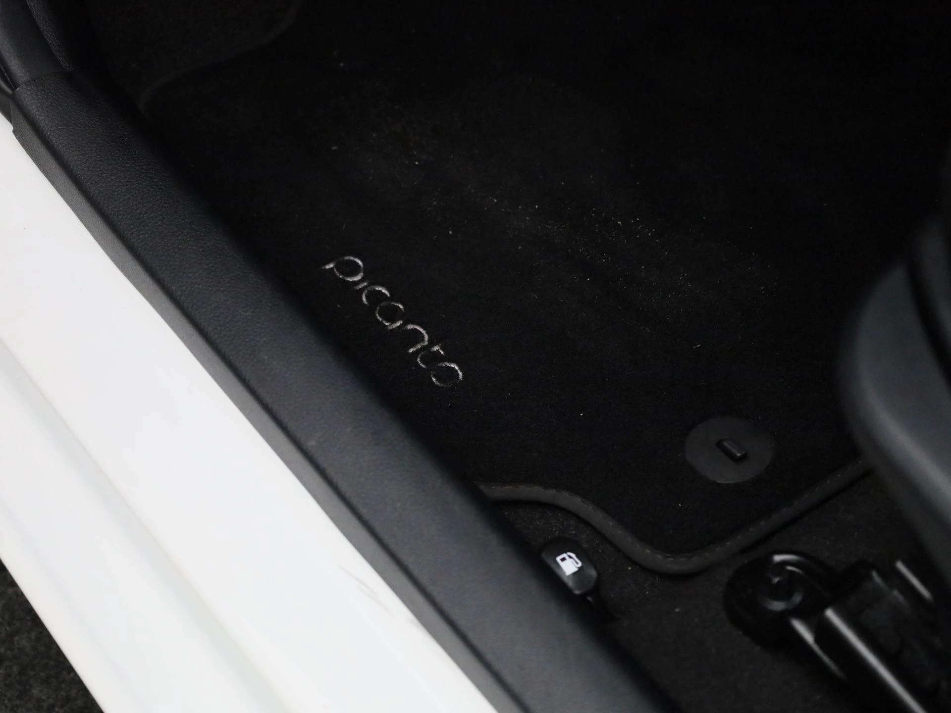 Kia-Picanto-image-24