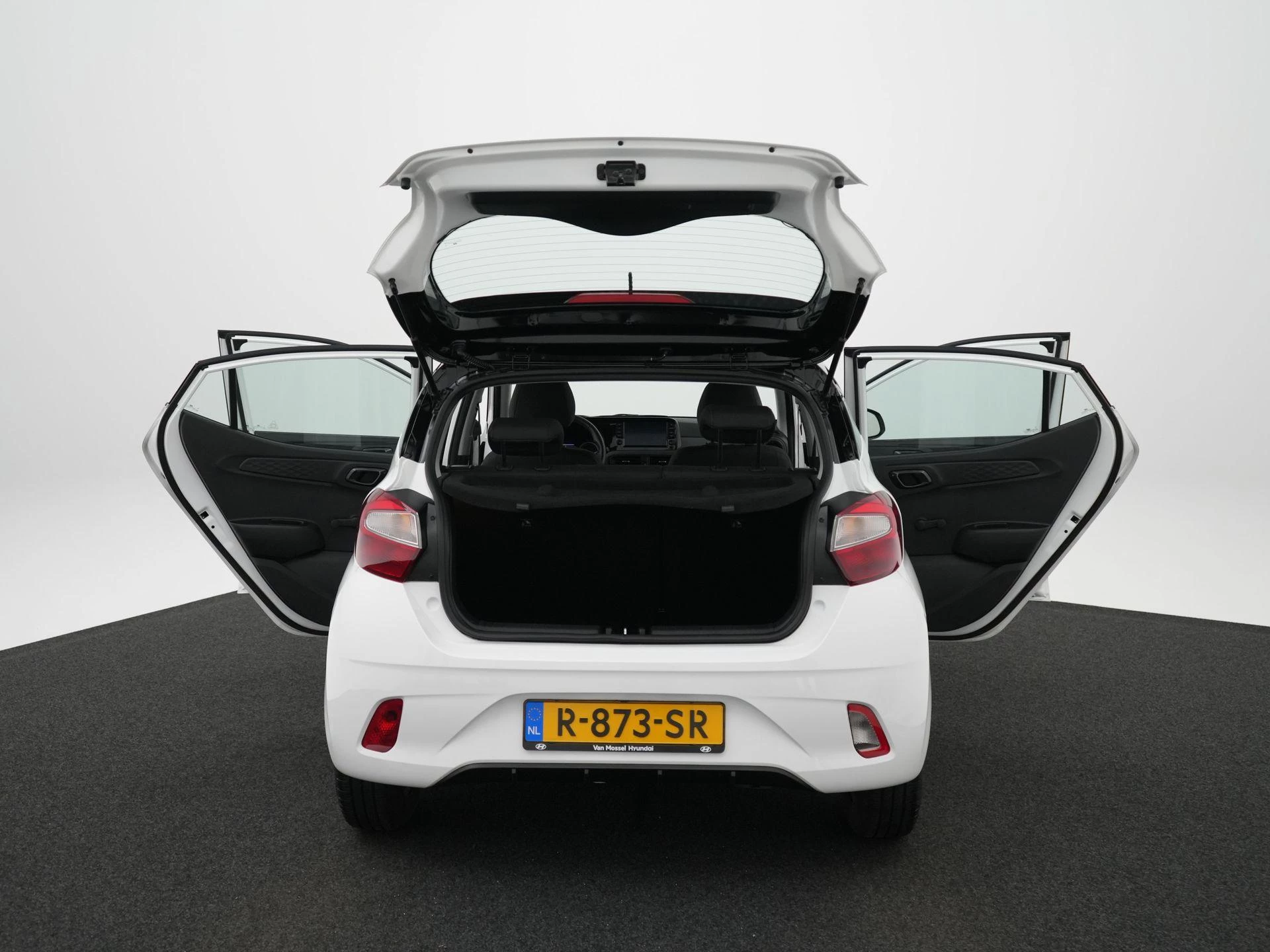 Hyundai-i10-image-45