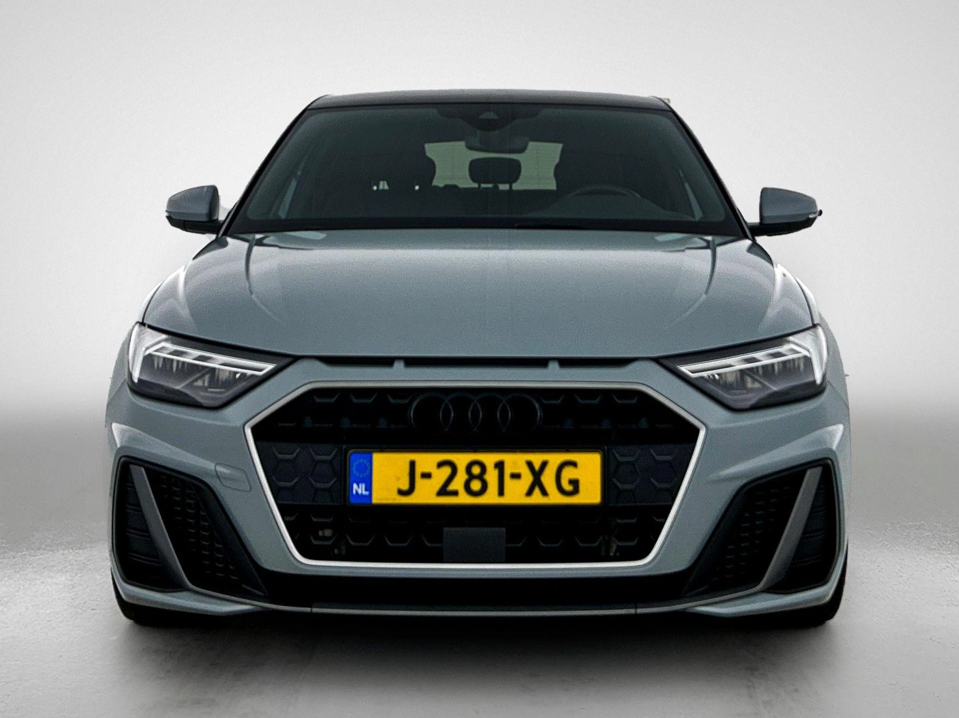 Audi-A1 Sportback-image-4