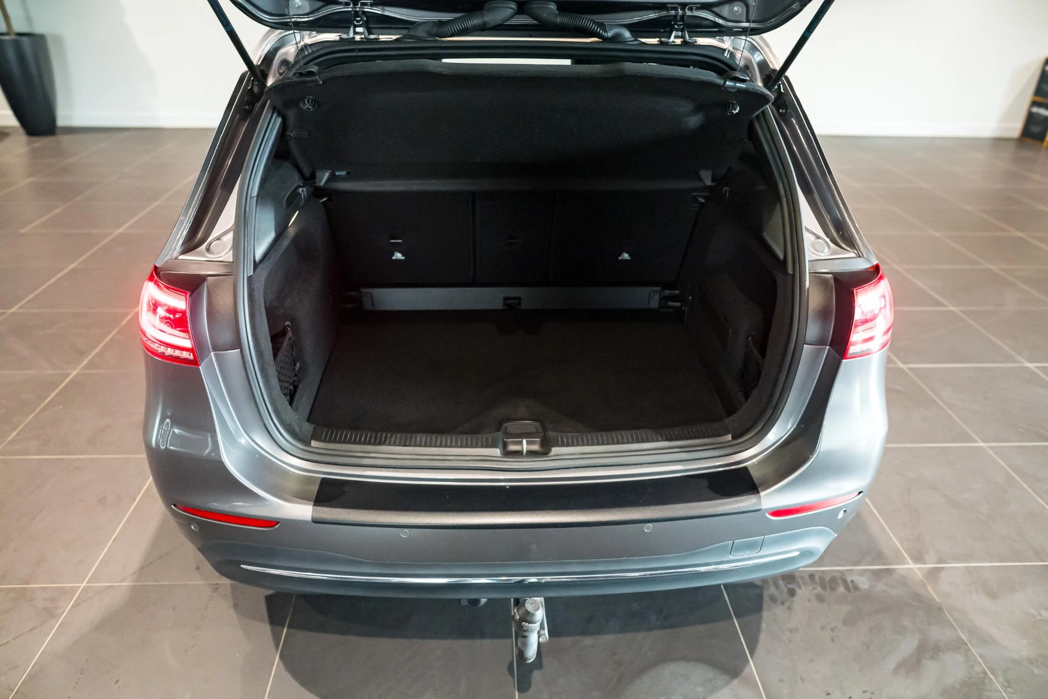 Mercedes-Benz-B-Klasse-image-12