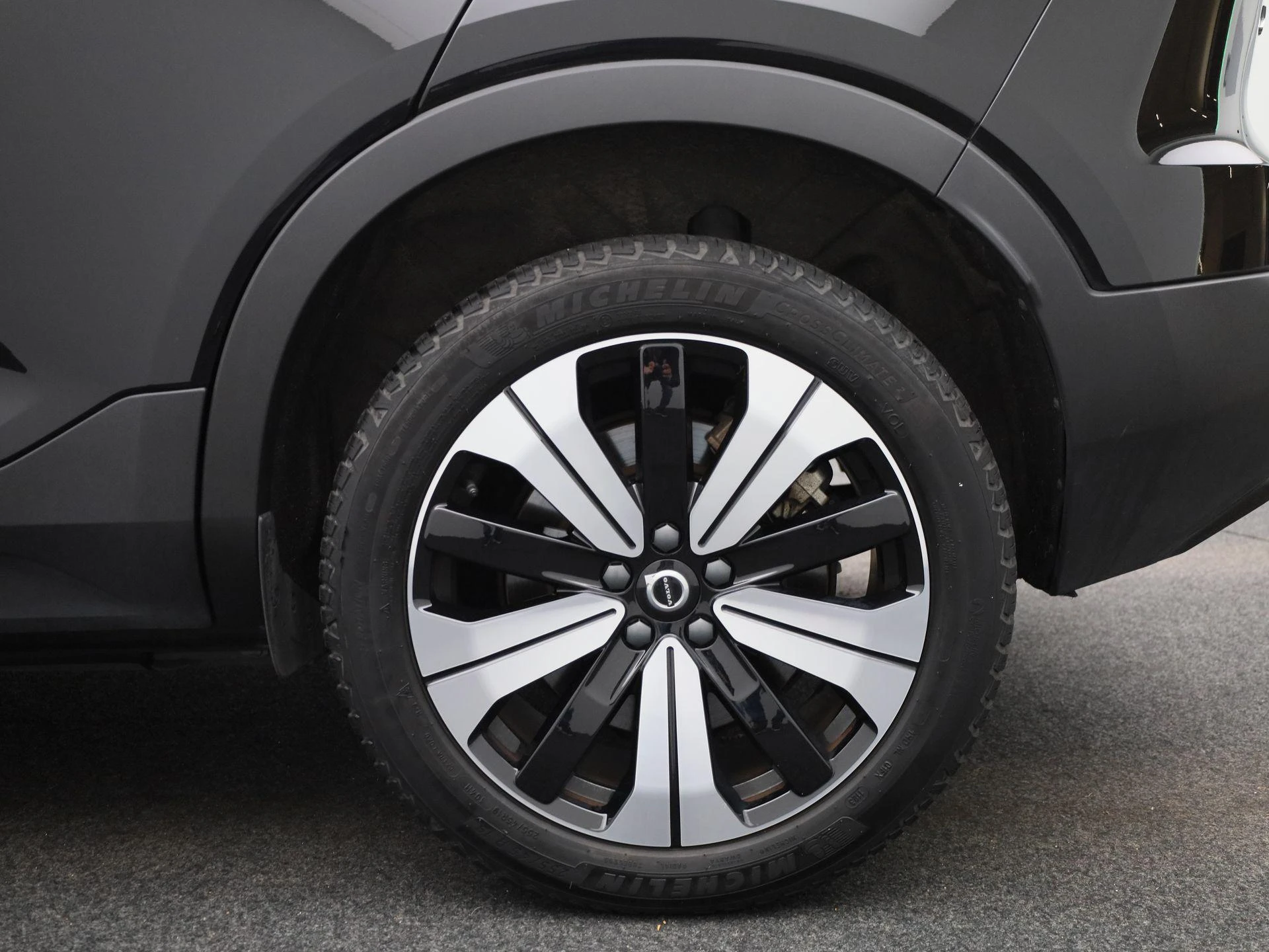 Volvo-XC40-image-12