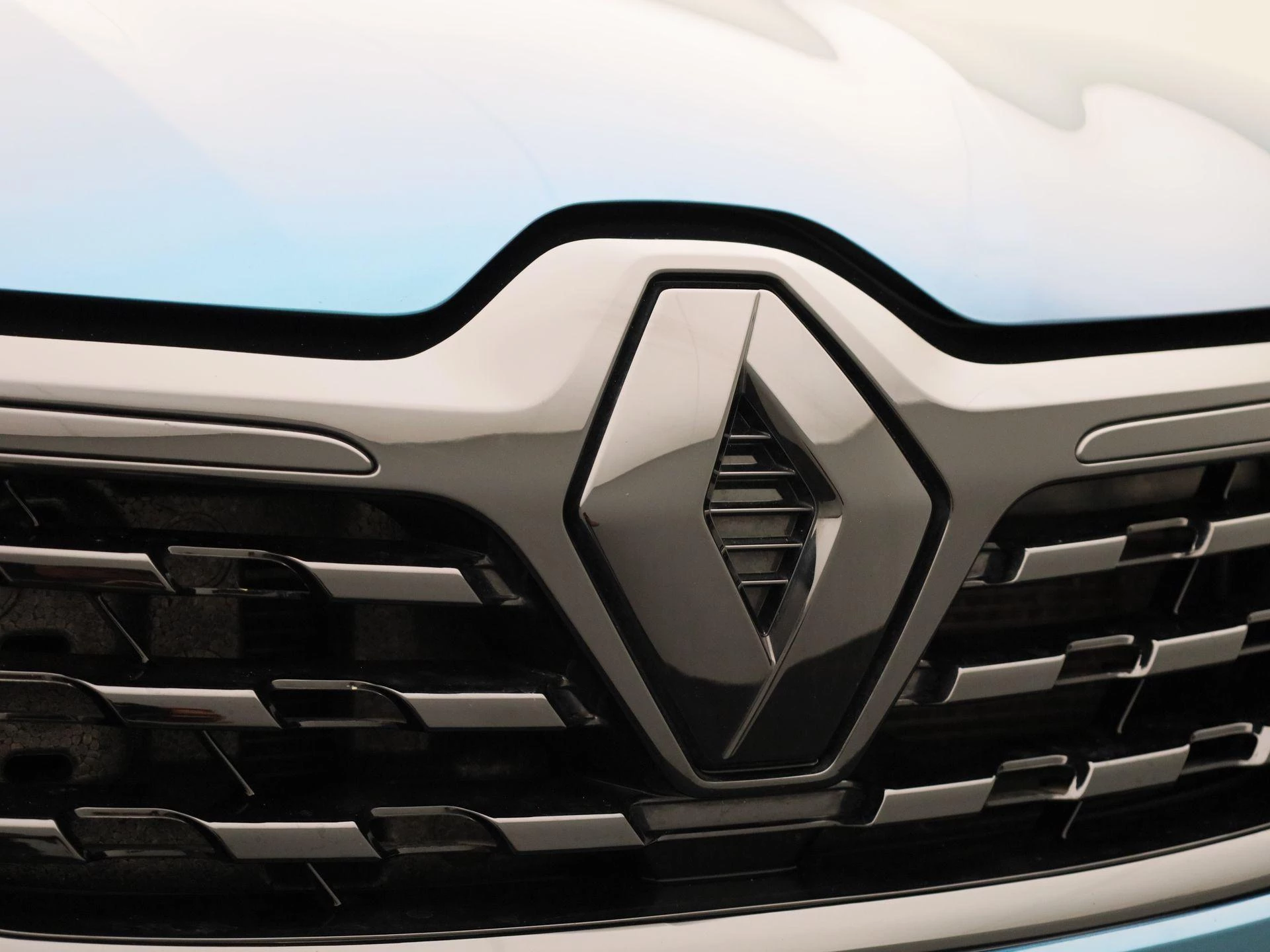 Renault-Arkana-image-35