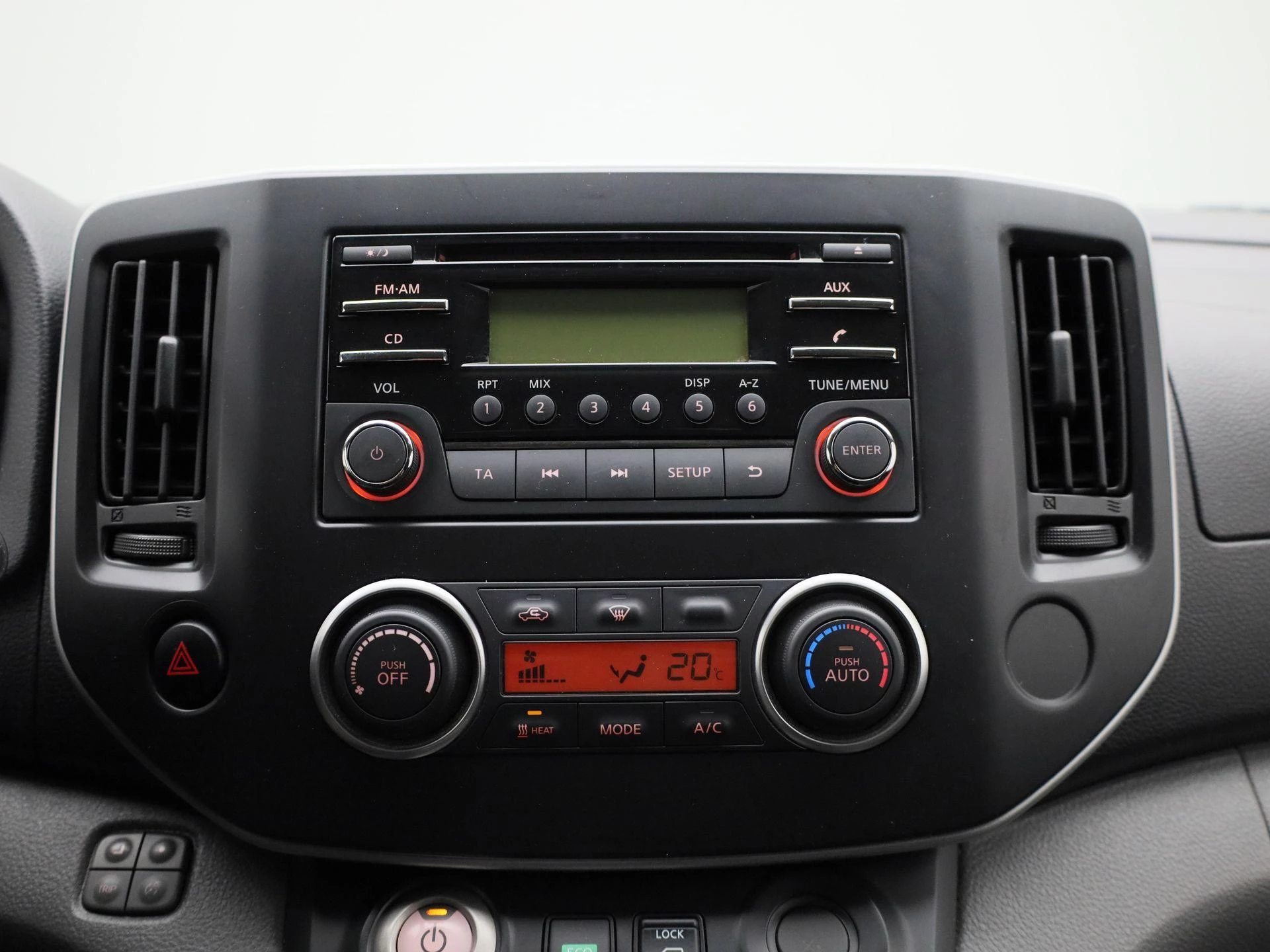 Nissan-e-NV200-image-9