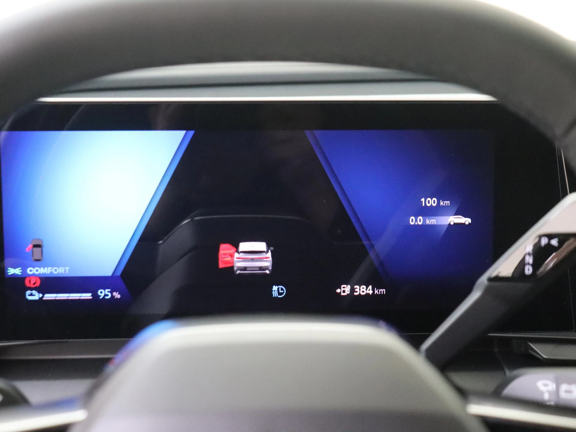 Renault-Megane E-Tech-image-11