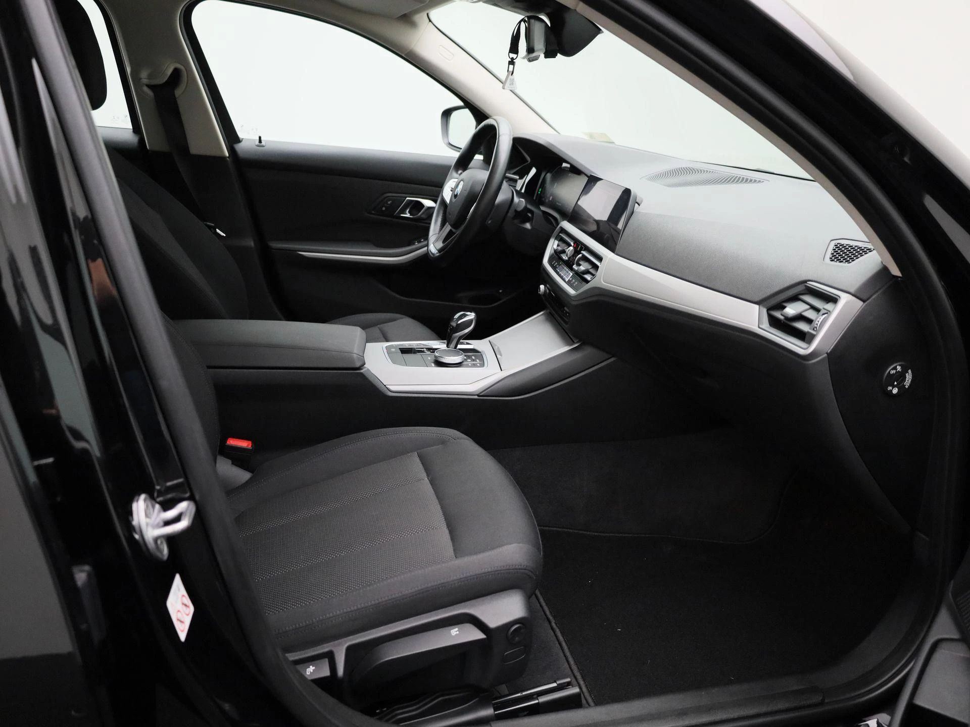 BMW-3 Serie-image-35