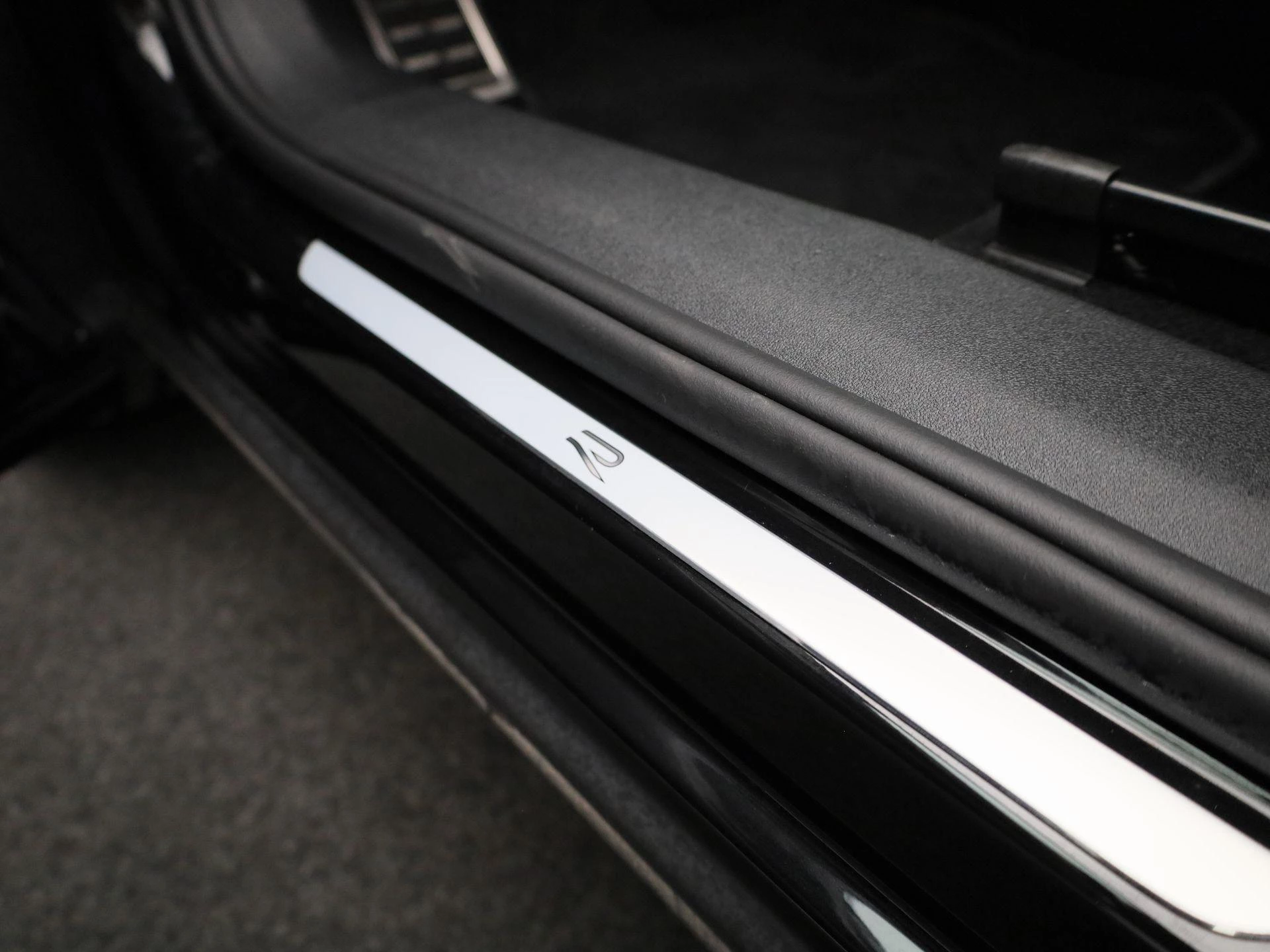 Volkswagen-Tayron-image-37