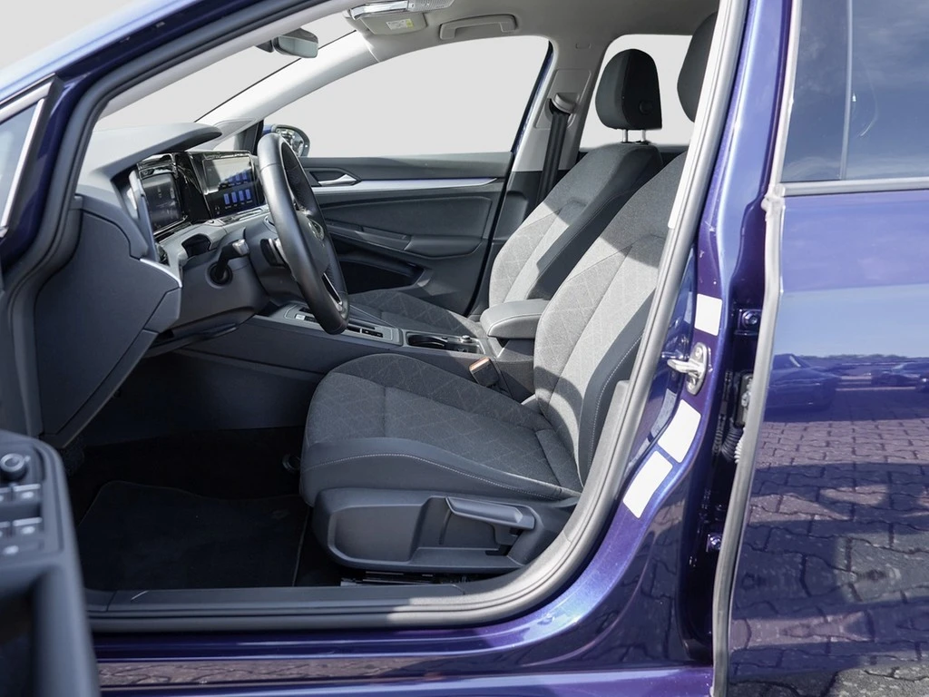 Volkswagen-Golf-image-18