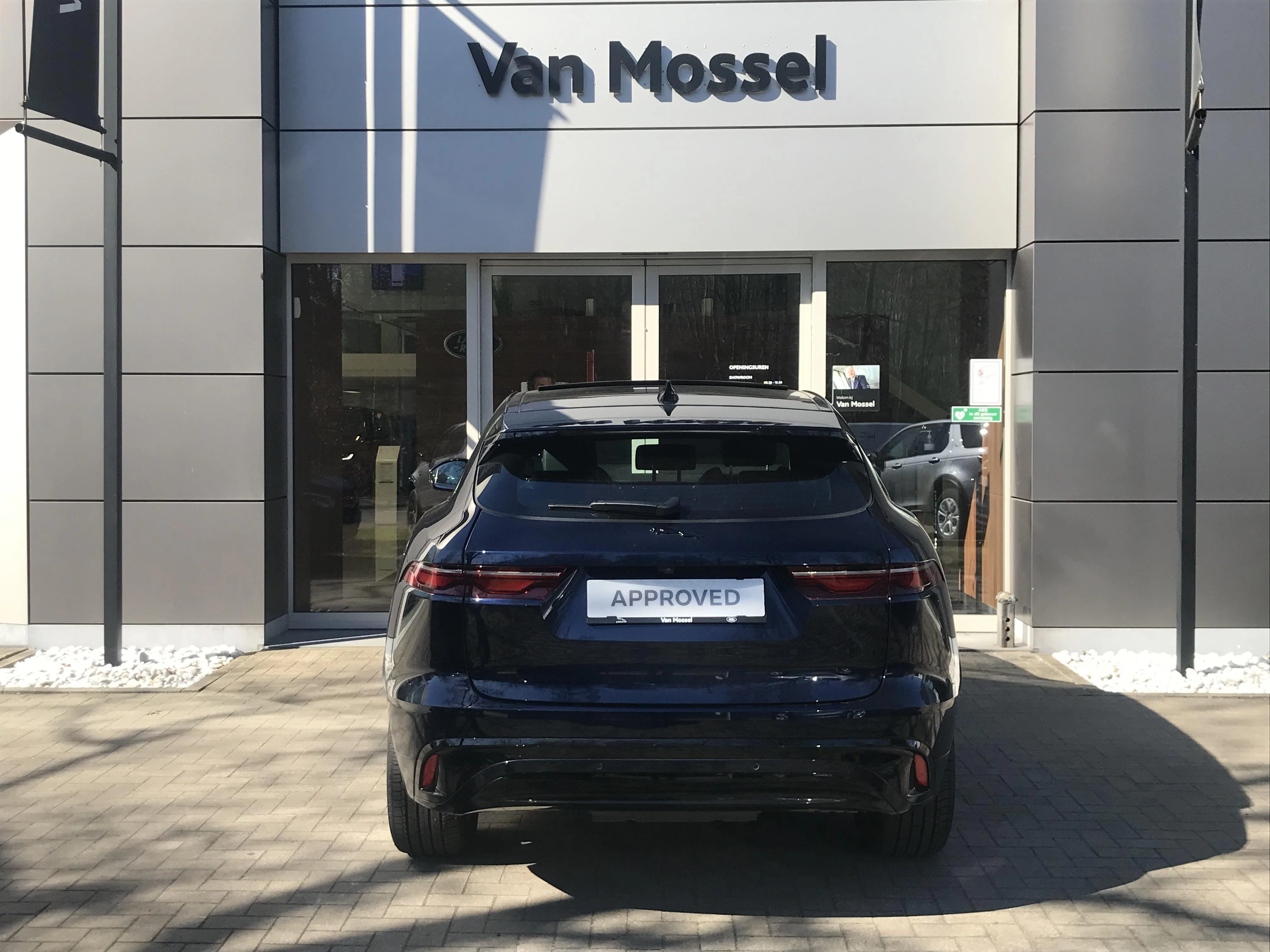 Jaguar-F-PACE-image-6