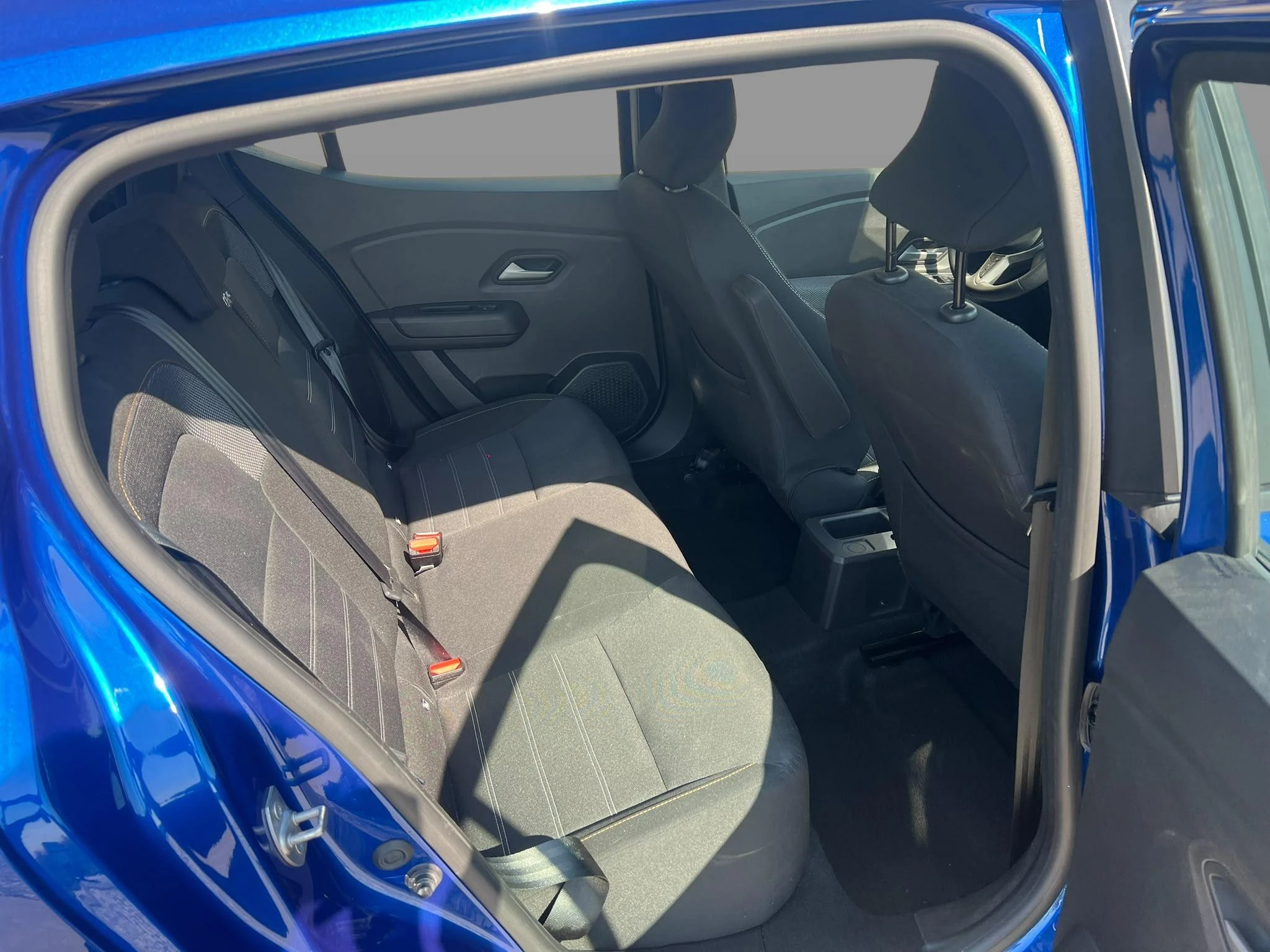 Dacia-Sandero Stepway-image-12