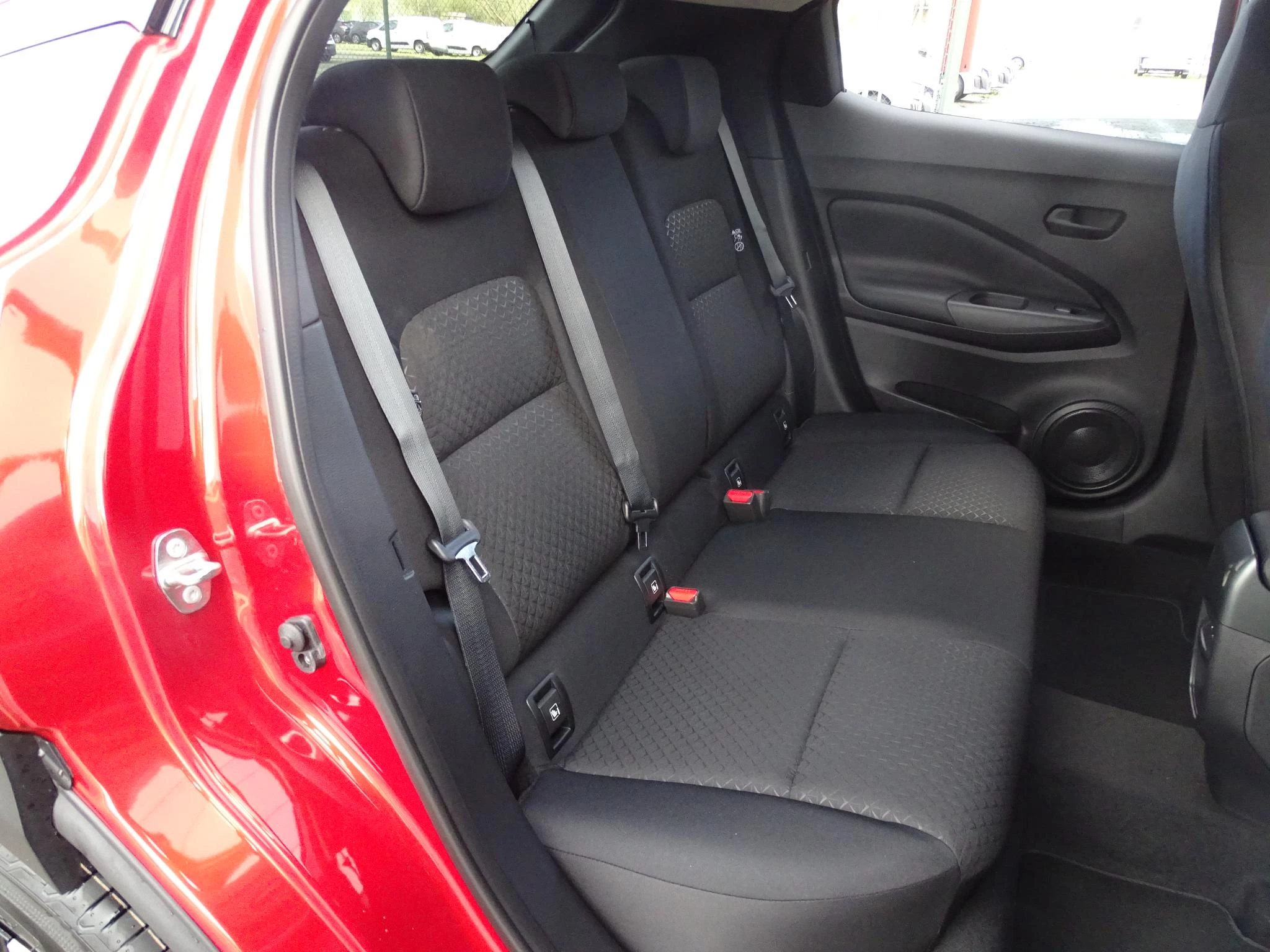 Nissan Juke 1.0 DIG-T Acenta automaat