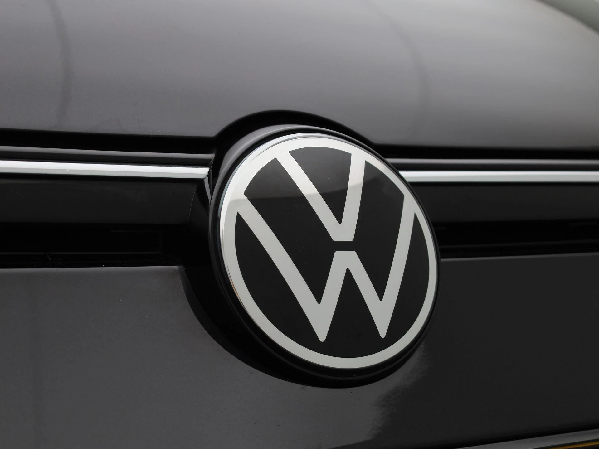 Volkswagen-Golf-image-36