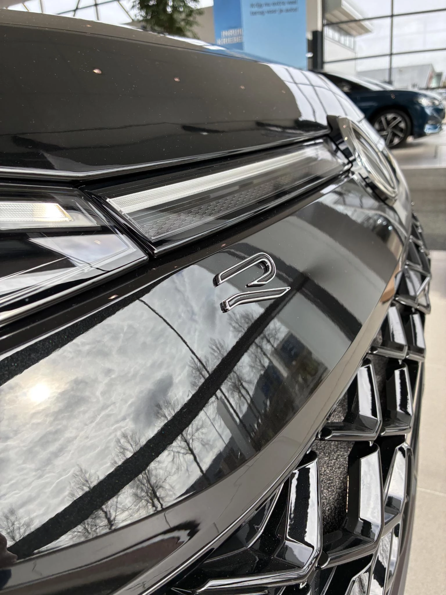 Volkswagen-T-Roc-image-2