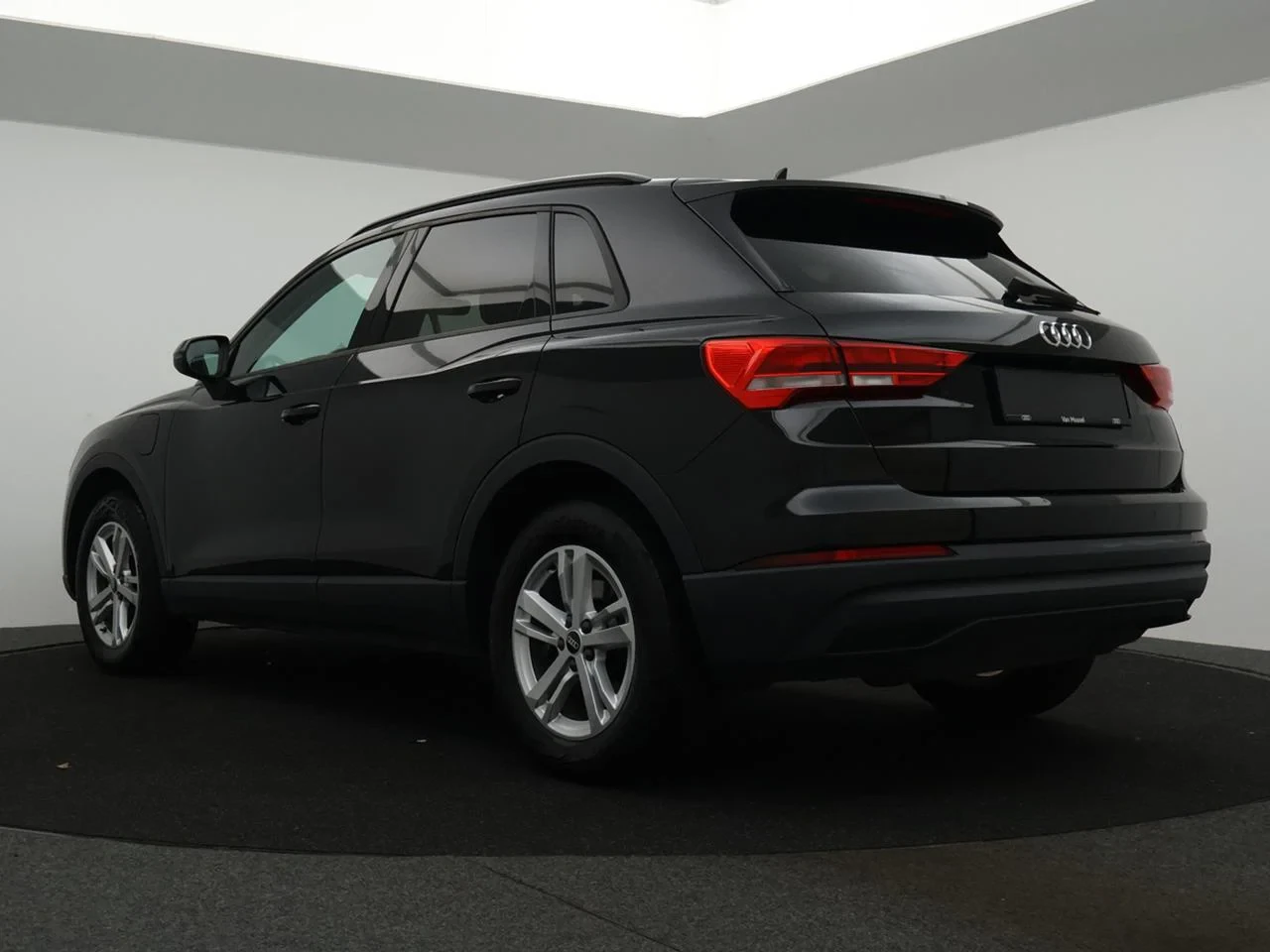 Audi-Q3-image-22