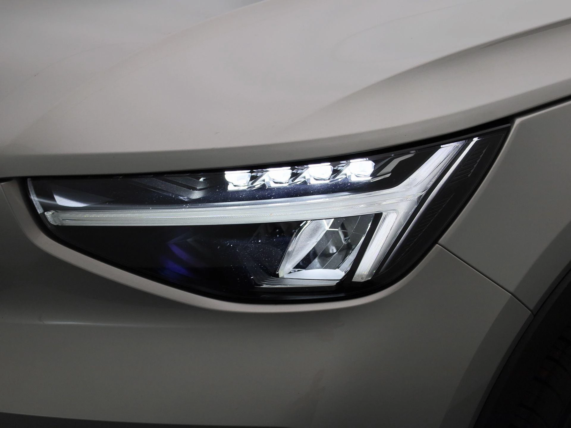 Volvo XC40 B3 Essential DCT