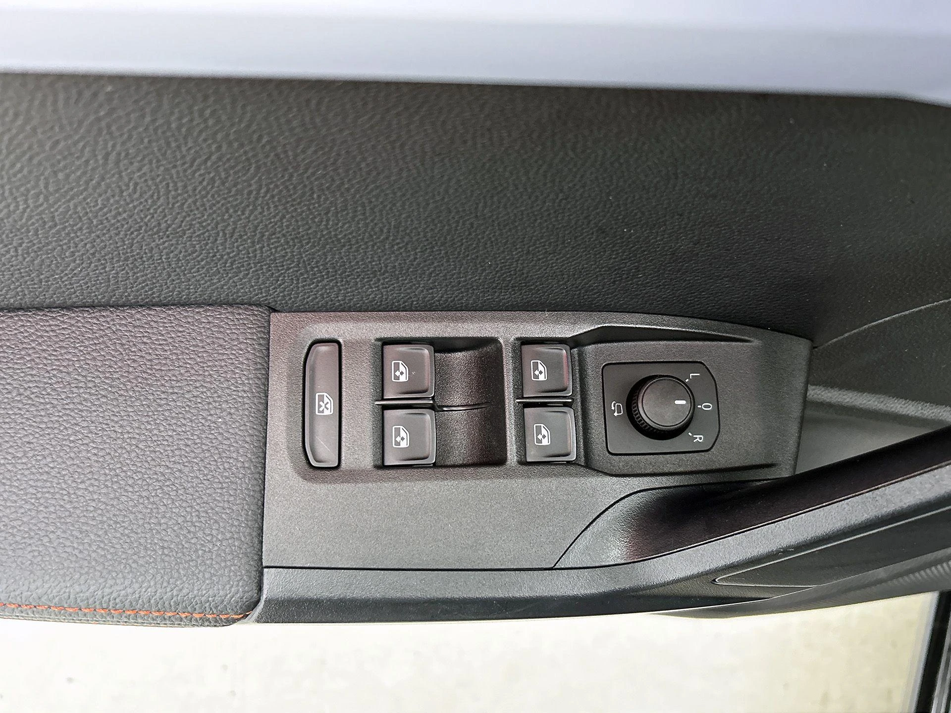SEAT-Ibiza-image-32
