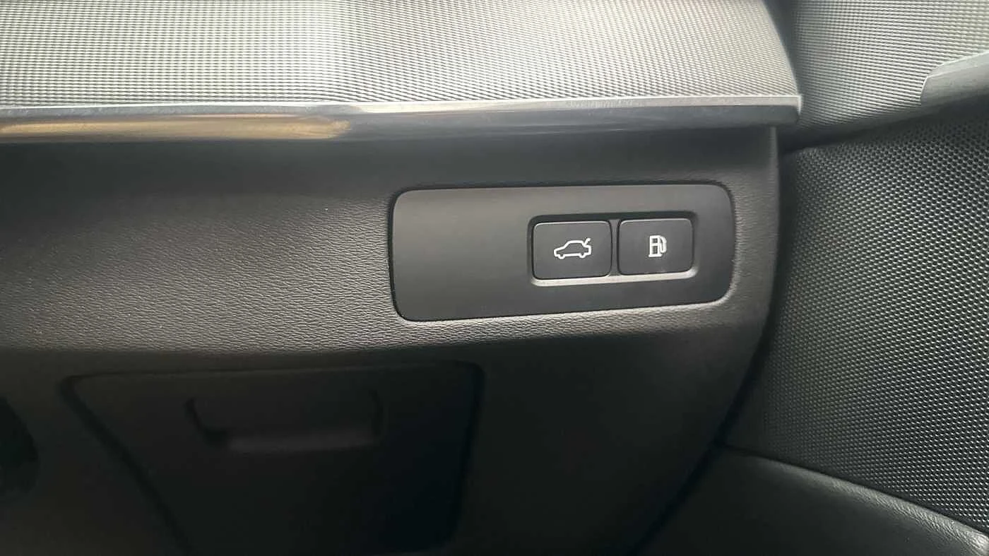 Volvo-XC90-image-37