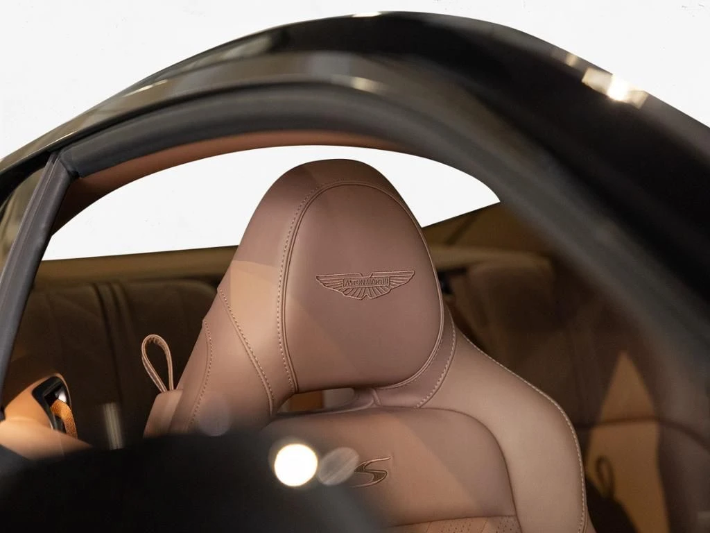 Aston Martin-DB12-image-20