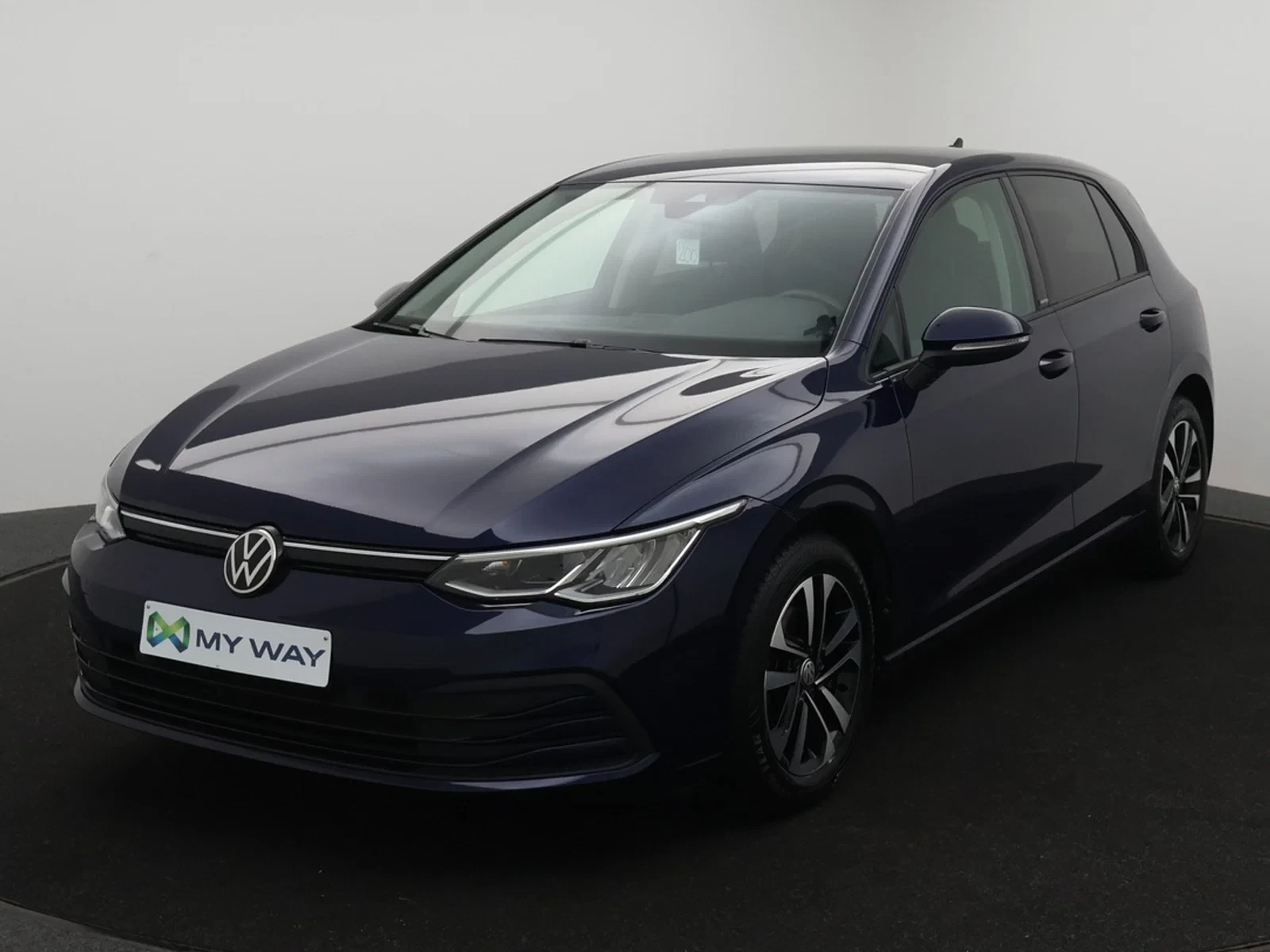 Volkswagen-Golf-image-0