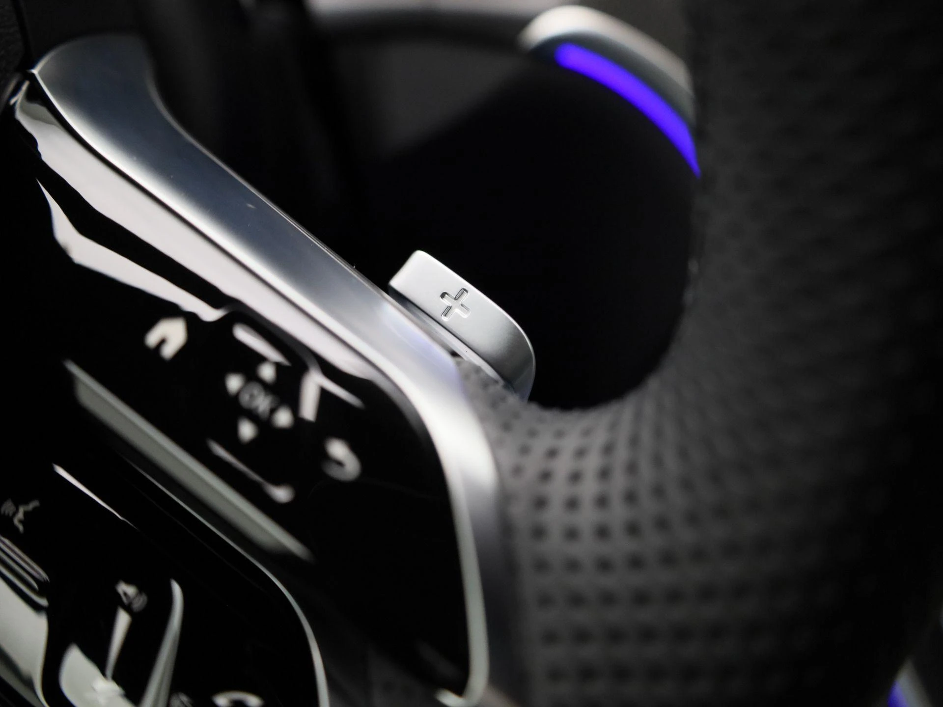 Mercedes-Benz-GLC-image-24