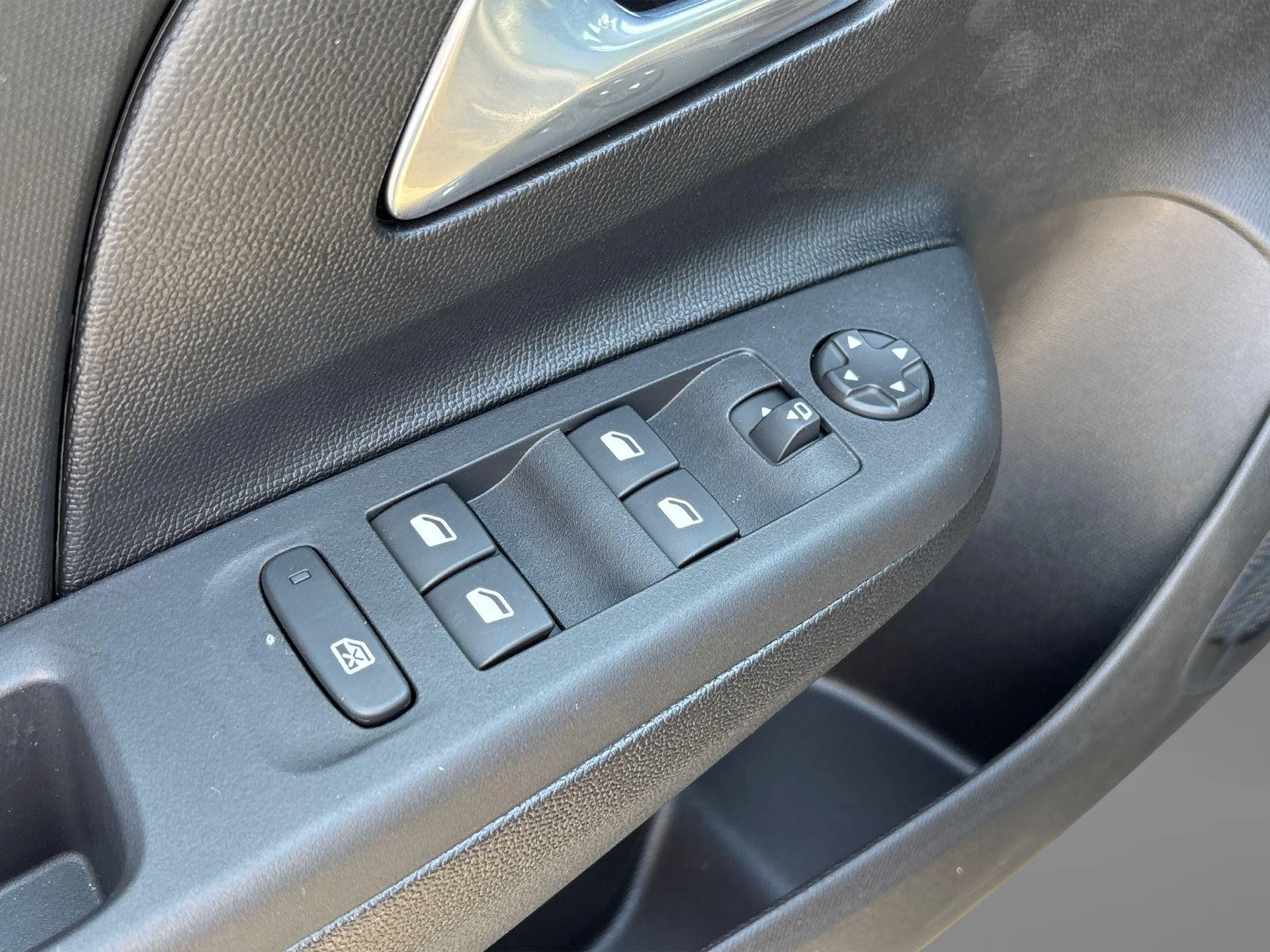 Opel-Corsa-image-18