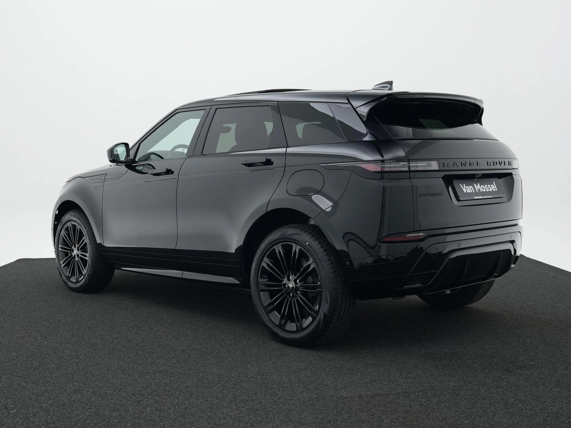 Land Rover-Range Rover Evoque-image-1