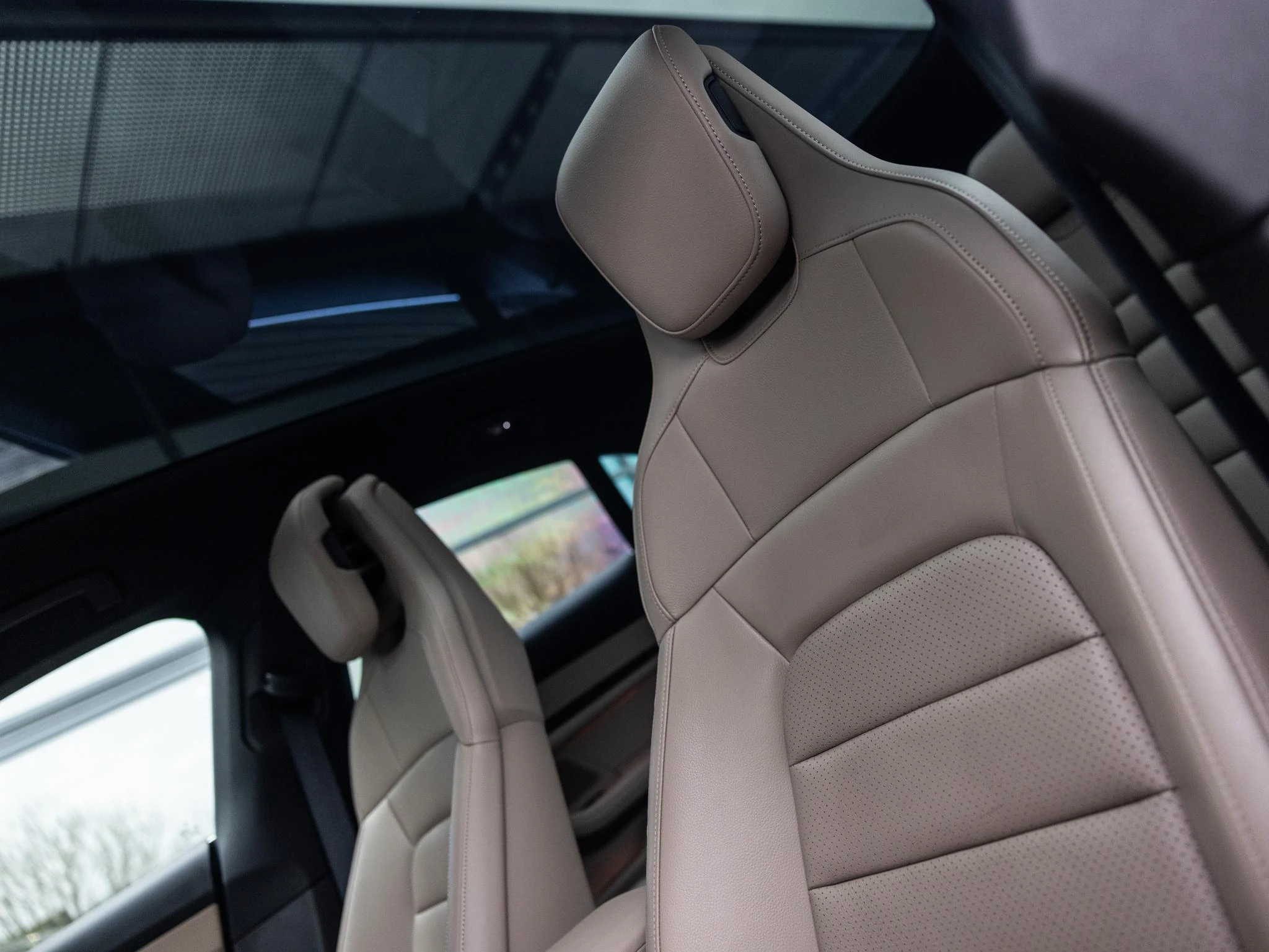 Porsche-Taycan-image-23