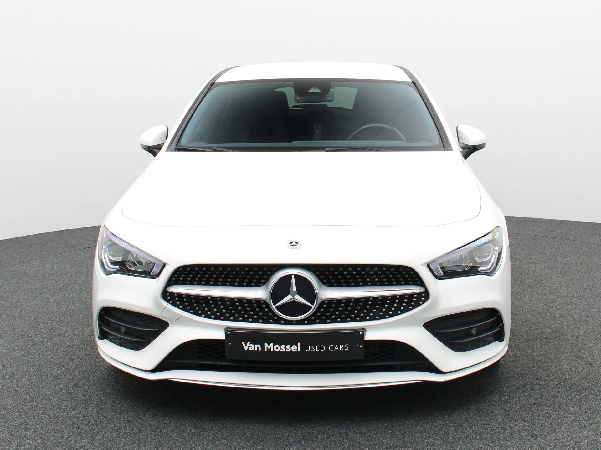 Mercedes-Benz CLA 180 Shooting Brake + AMG LINE + CARPLAY + CAMERA +