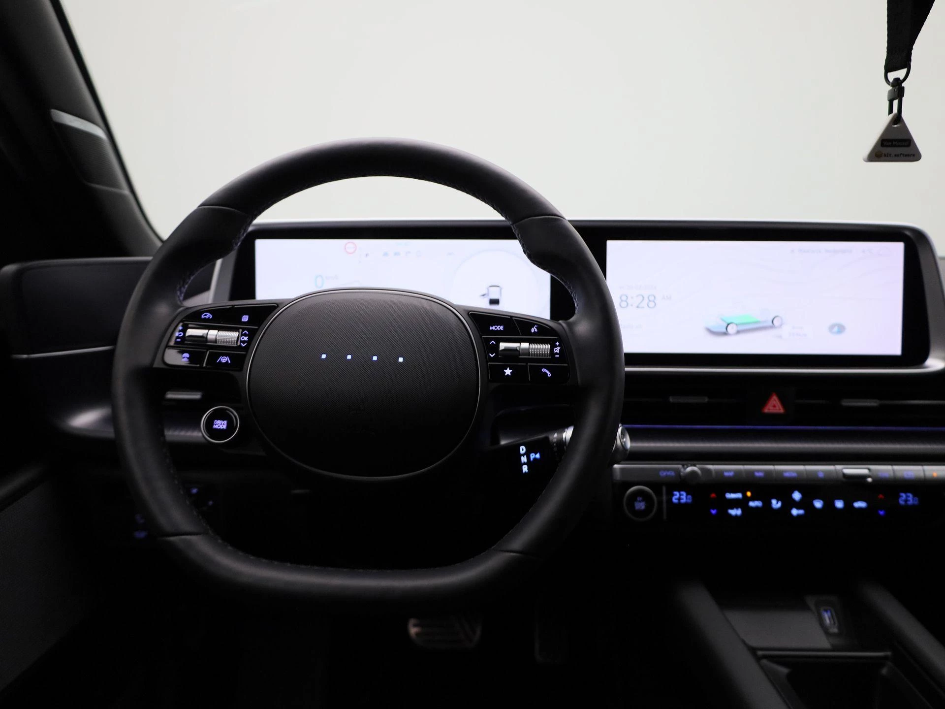 Hyundai-IONIQ 6-image-6