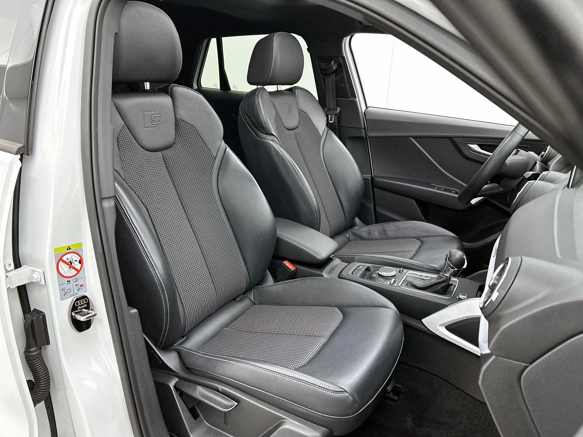 Audi Q2 35 TFSI S Edition