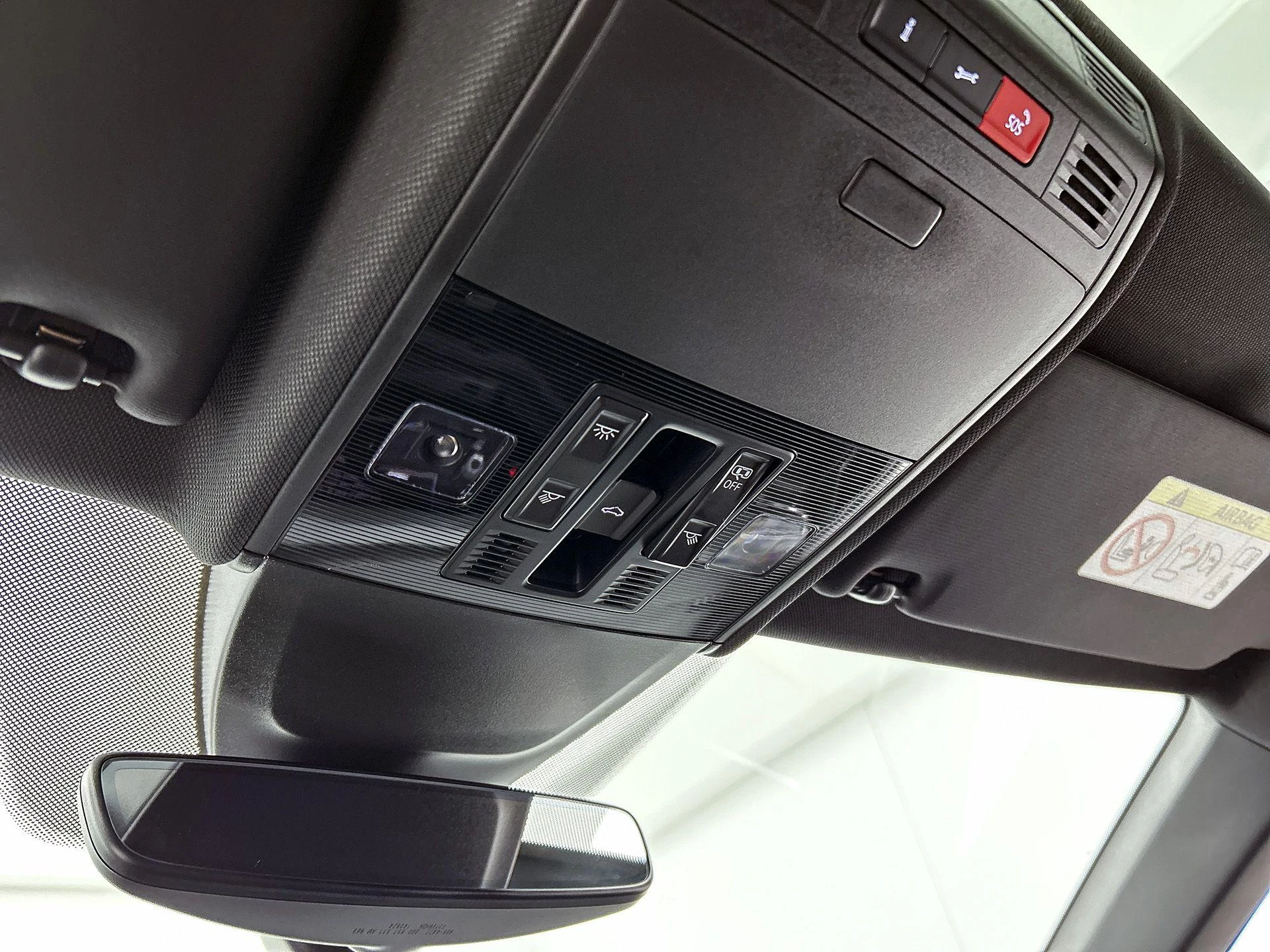 Volkswagen-Polo-image-13