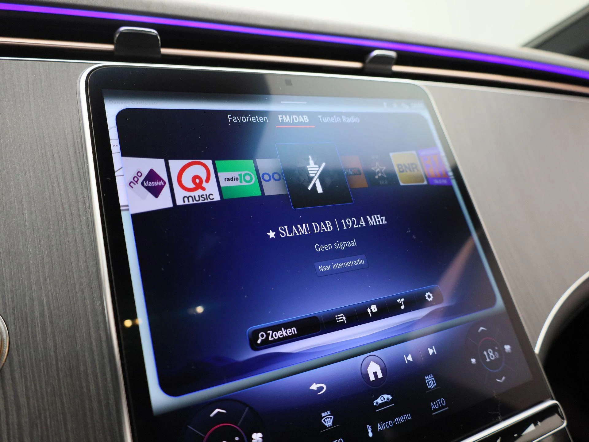 Mercedes-Benz-EQE-image-41