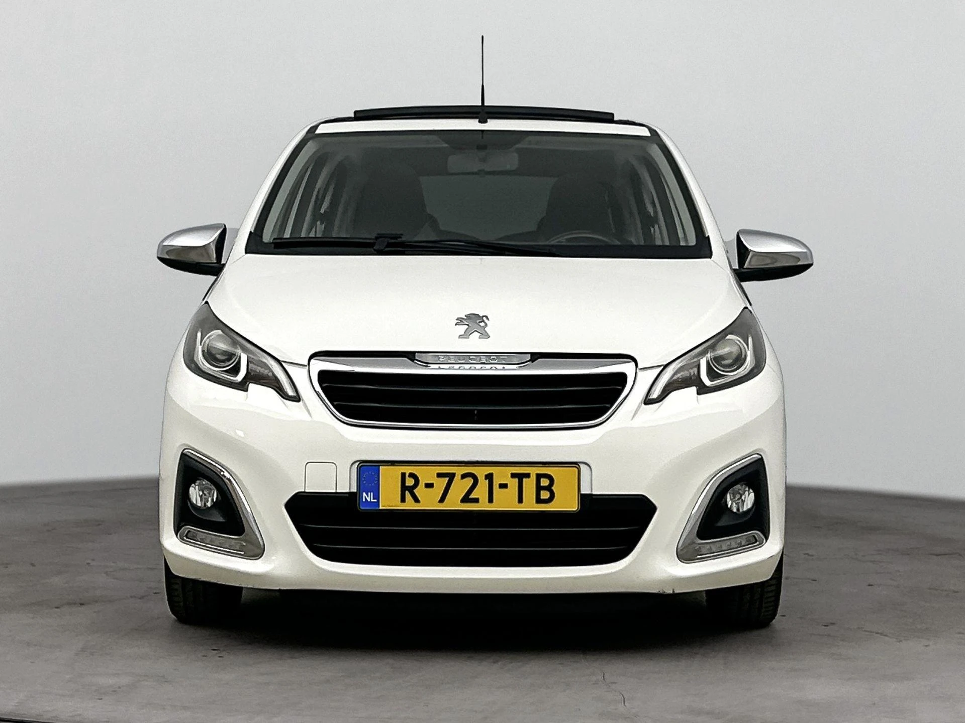 Peugeot-108-image-4