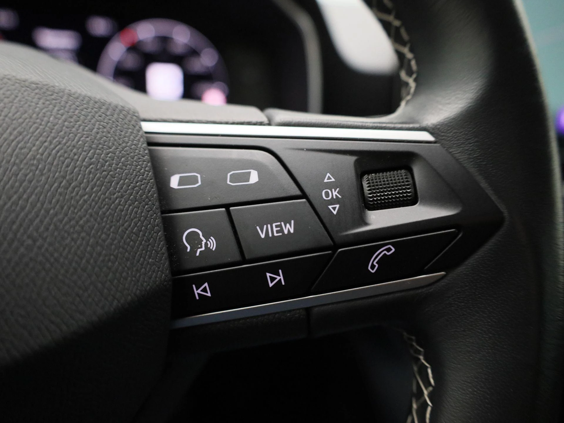 SEAT-Leon-image-14