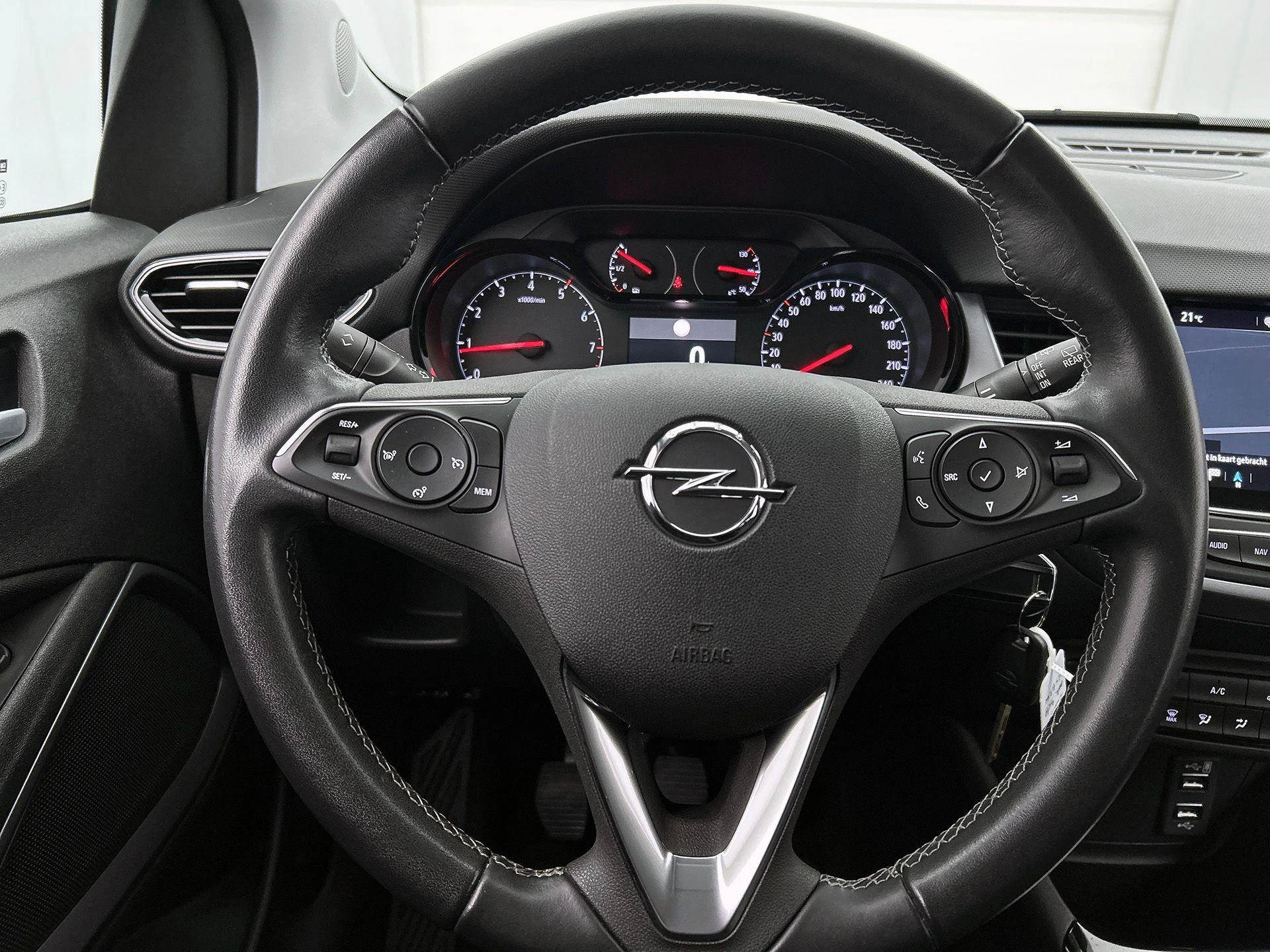 Opel-Crossland-image-31