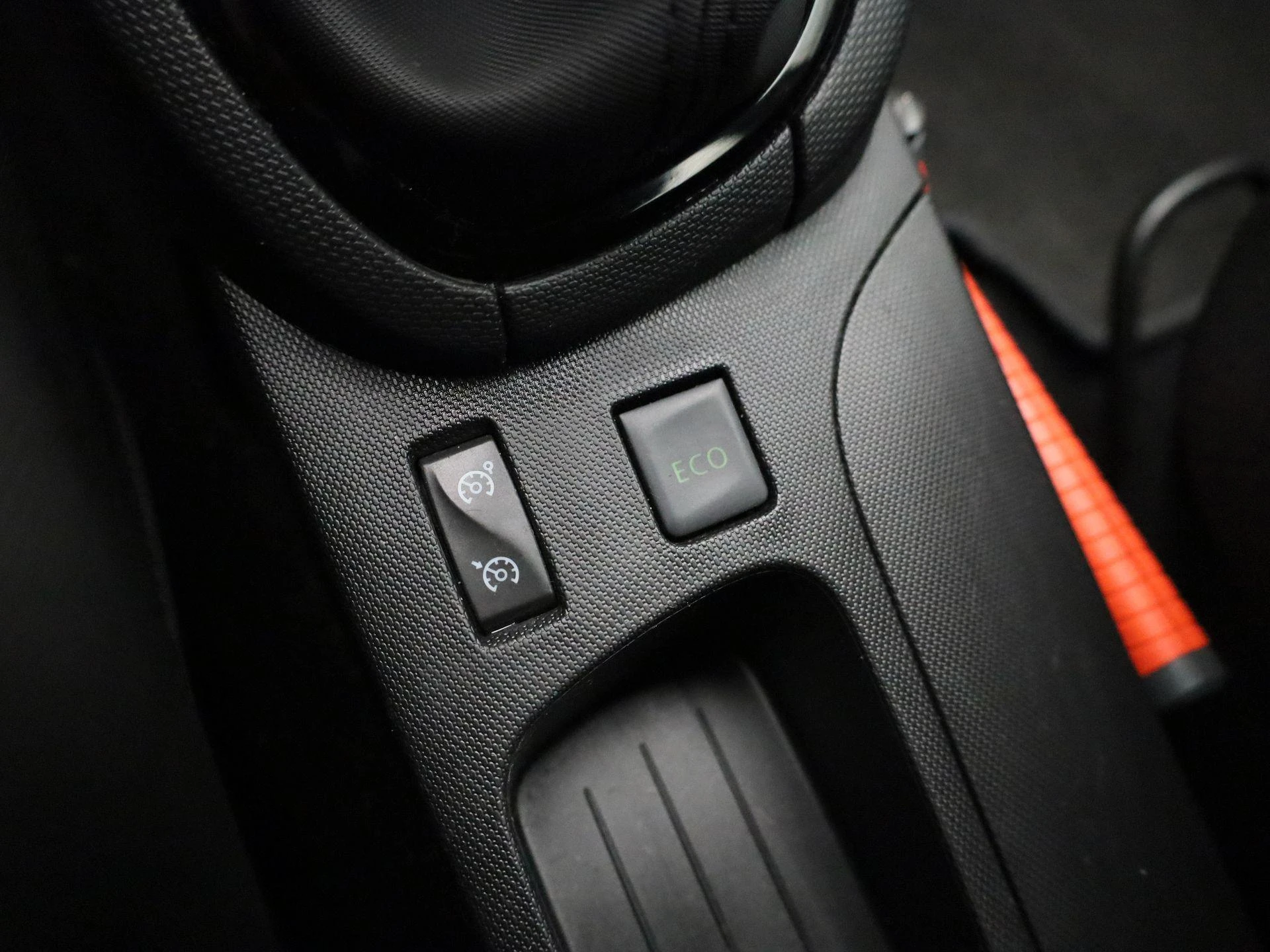 Renault-Clio-image-37