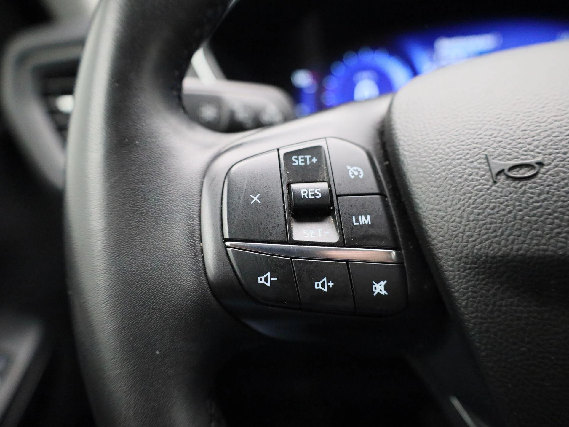 Ford-Kuga-image-19